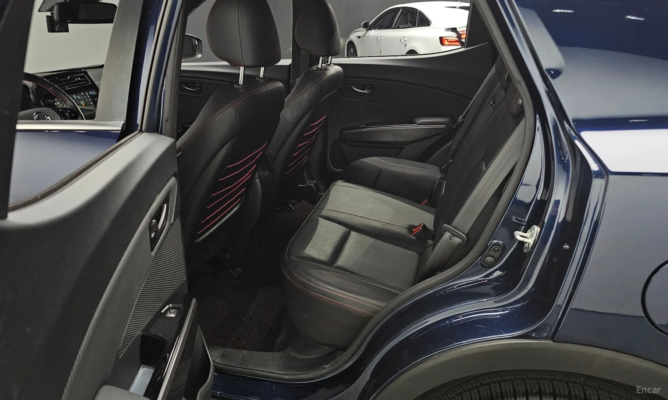 KG Mobility (SsangYong) Berry New Tivoli превью 12