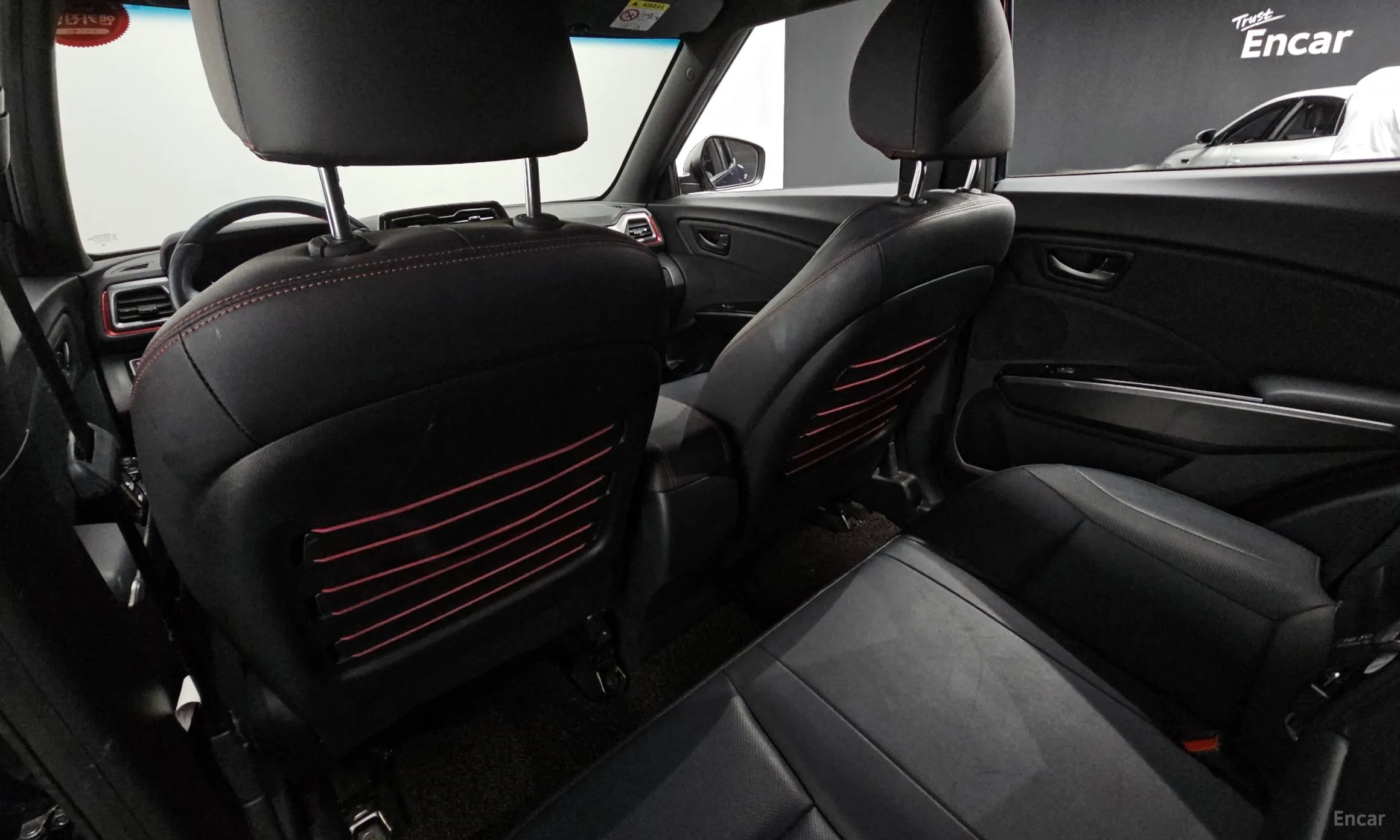 KG Mobility (SsangYong) Berry New Tivoli превью 19