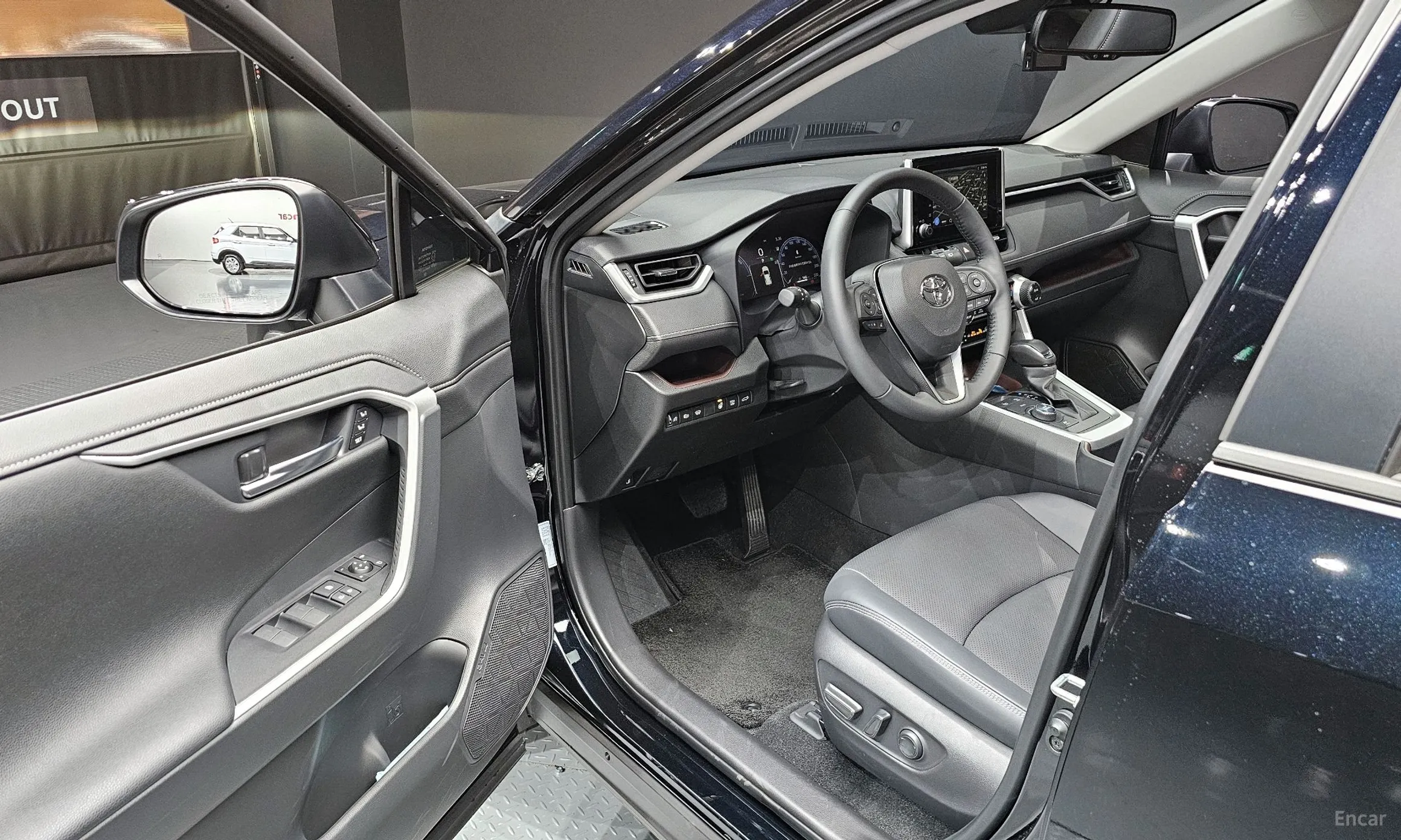 Toyota RAV4 5th Generation превью 11