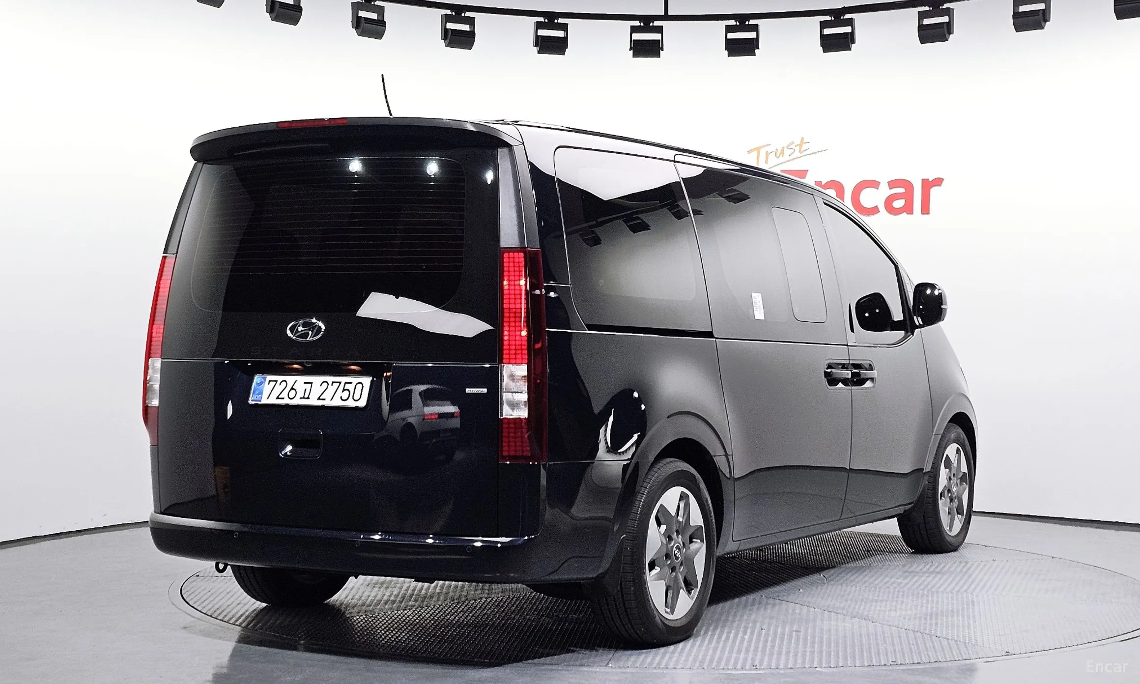 Hyundai Staria превью 2