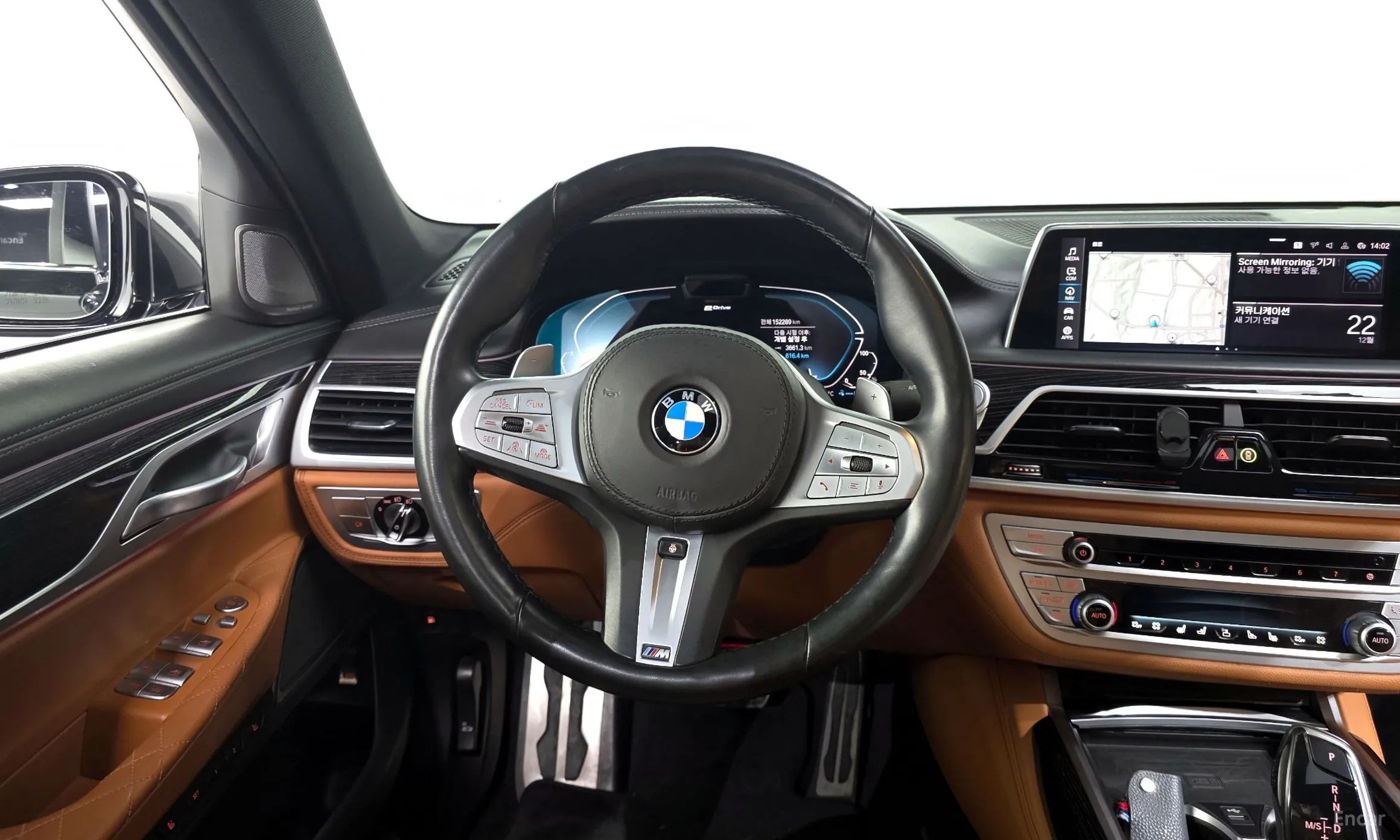 BMW 7 Series (G11) превью 13