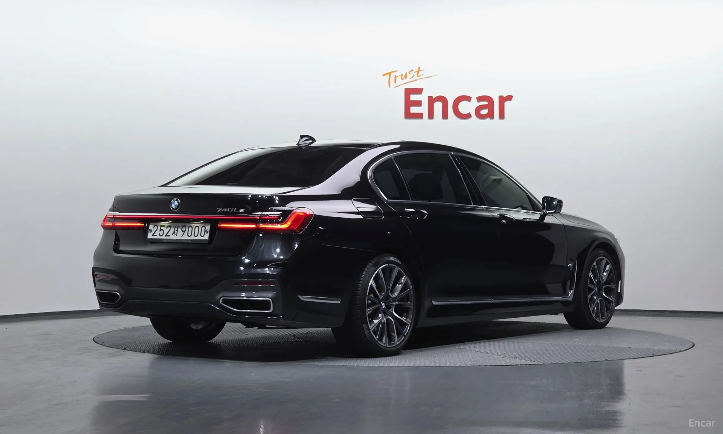 BMW 7 Series (G11)