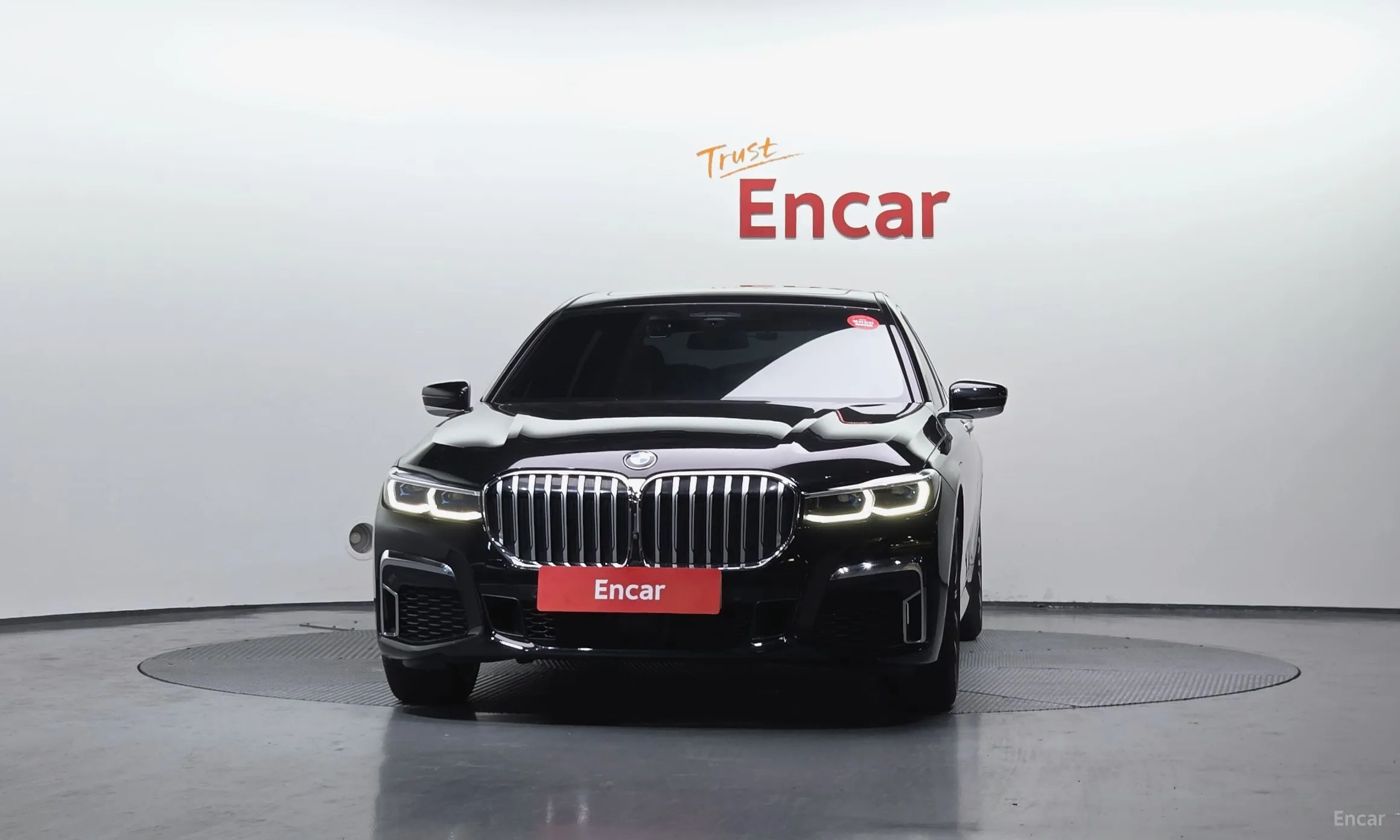 BMW 7 Series (G11) превью 3