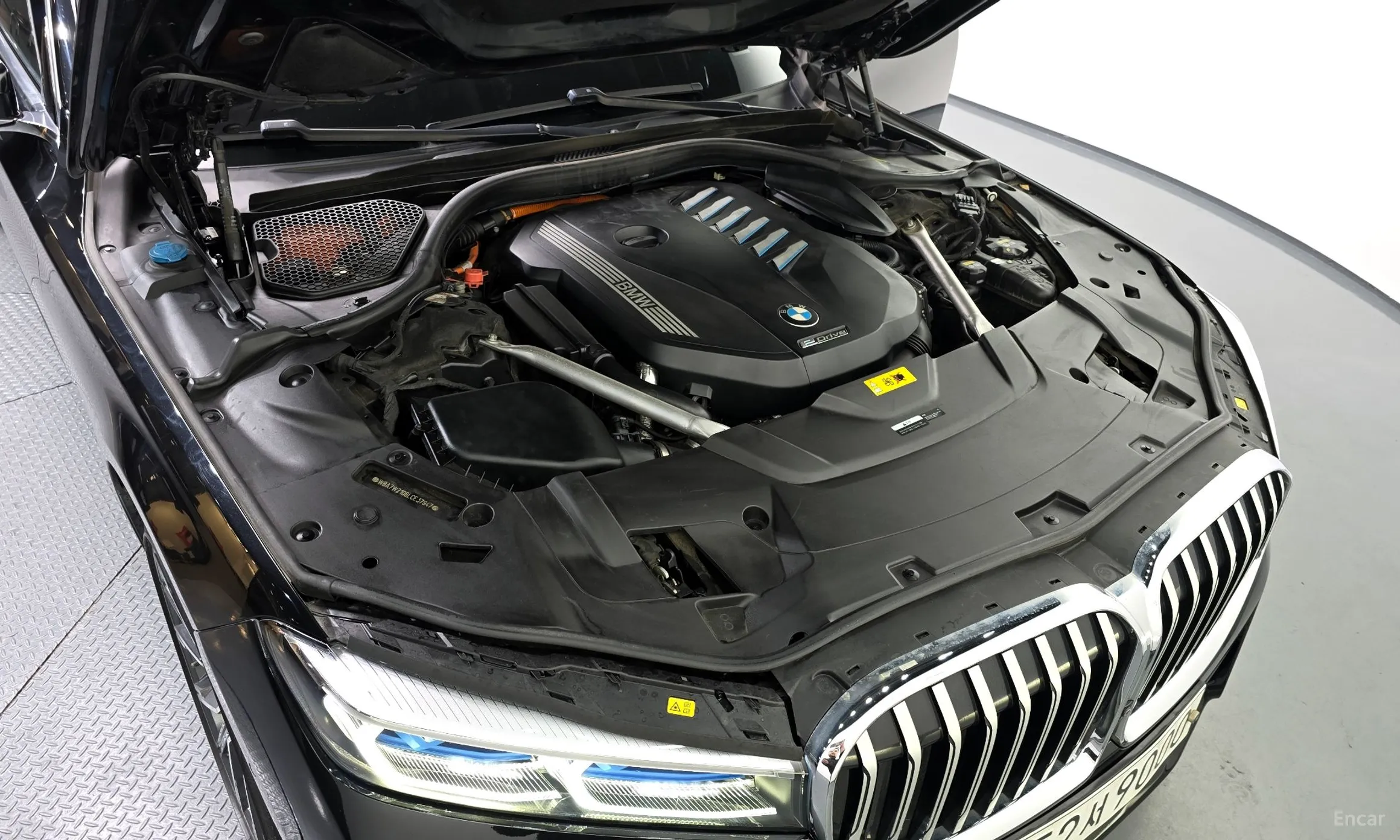BMW 7 Series (G11) превью 6