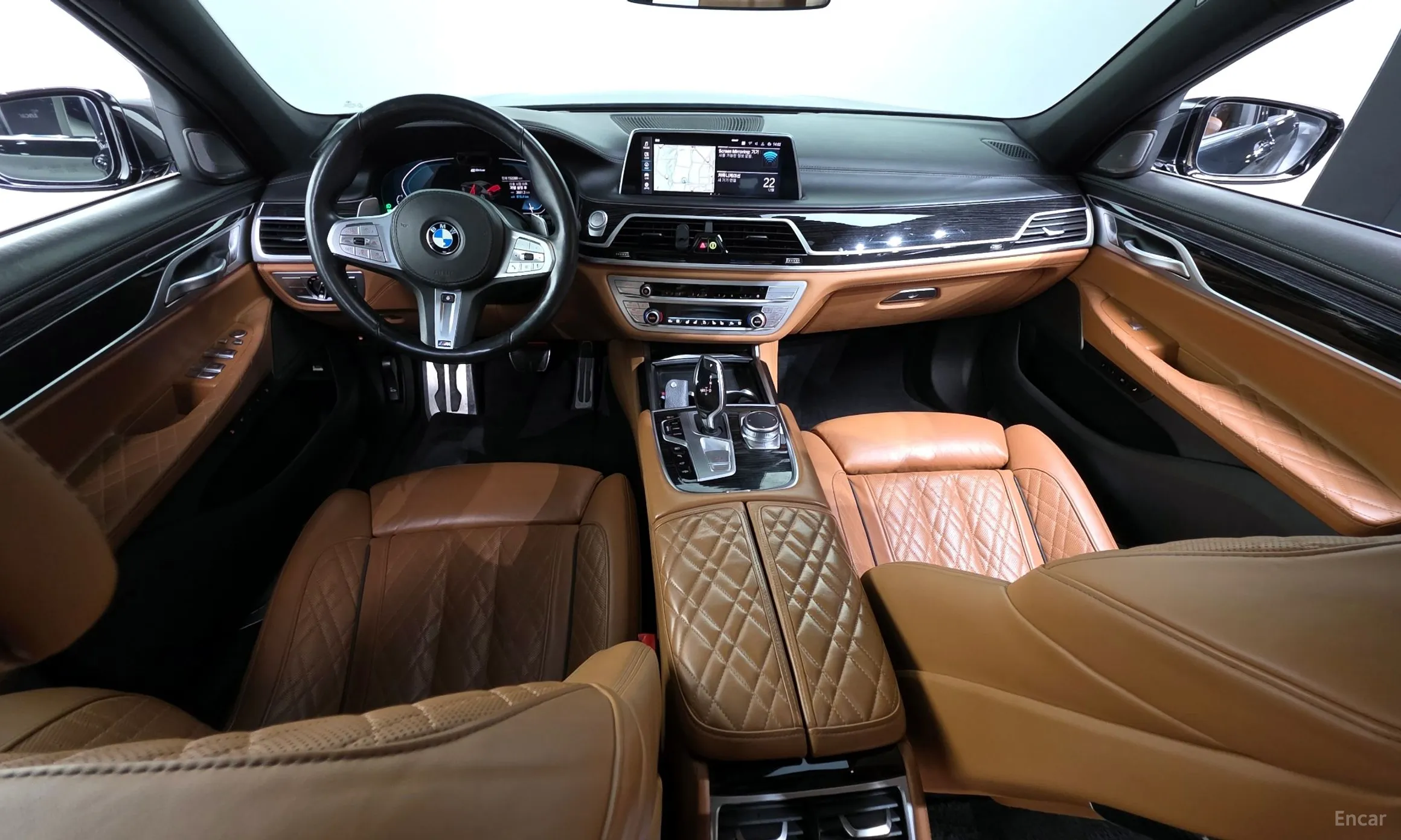 BMW 7 Series (G11) превью 7