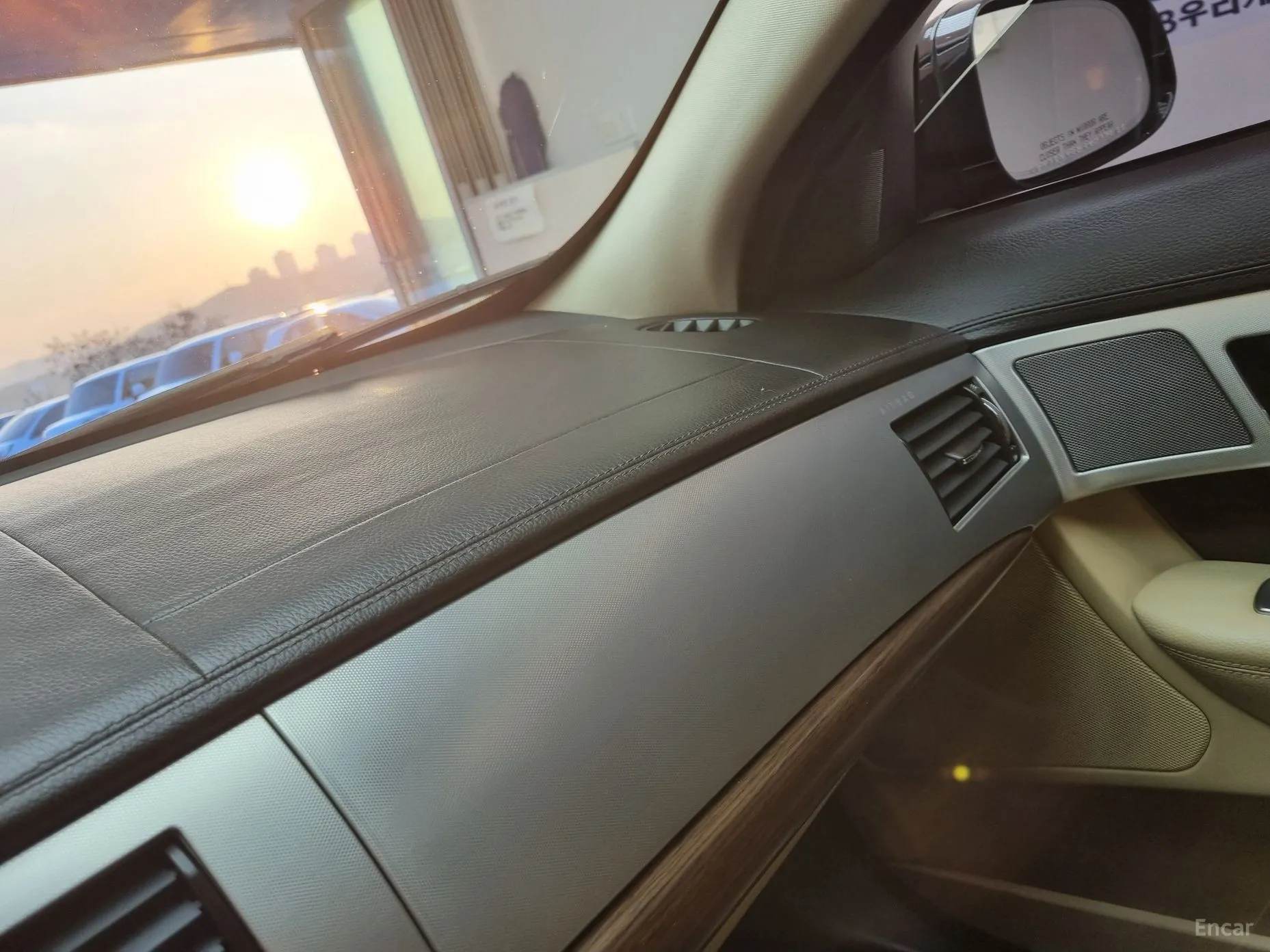 Jaguar New XF превью 13