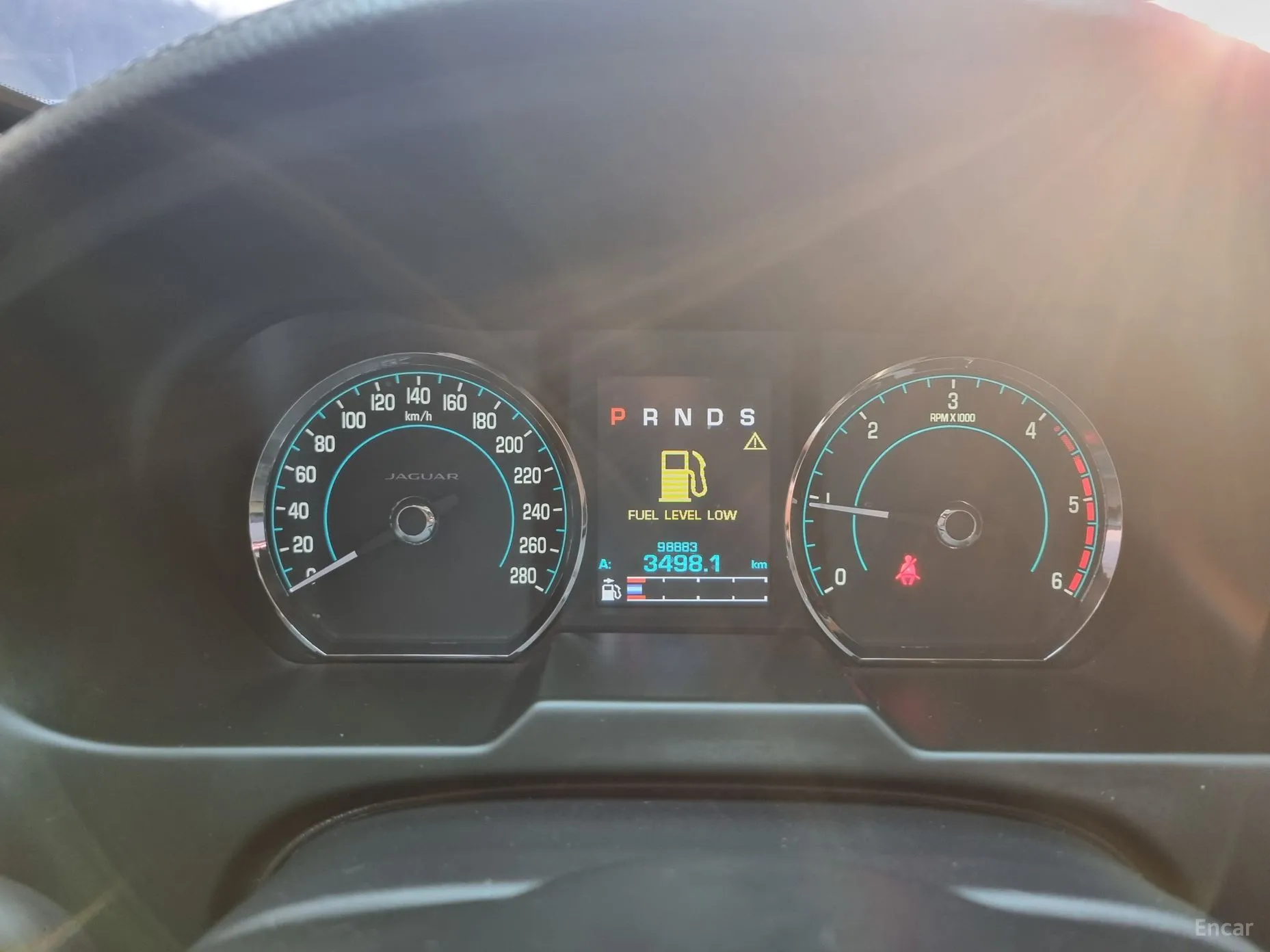 Jaguar New XF превью 8