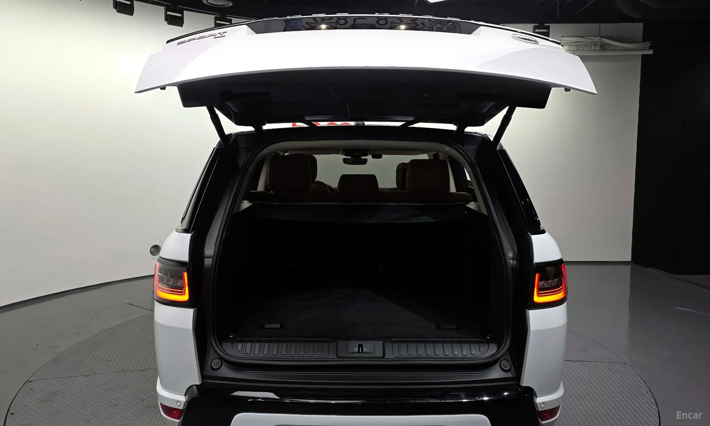 Land Rover Range Rover Sport 2nd Generation превью 20