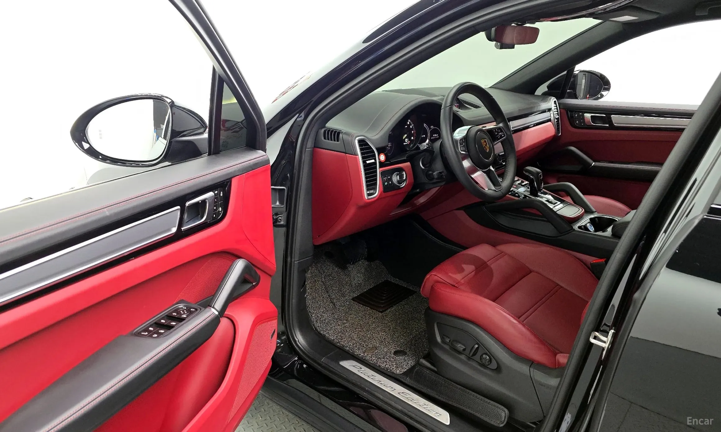 Porsche Cayenne (PO536) превью 10