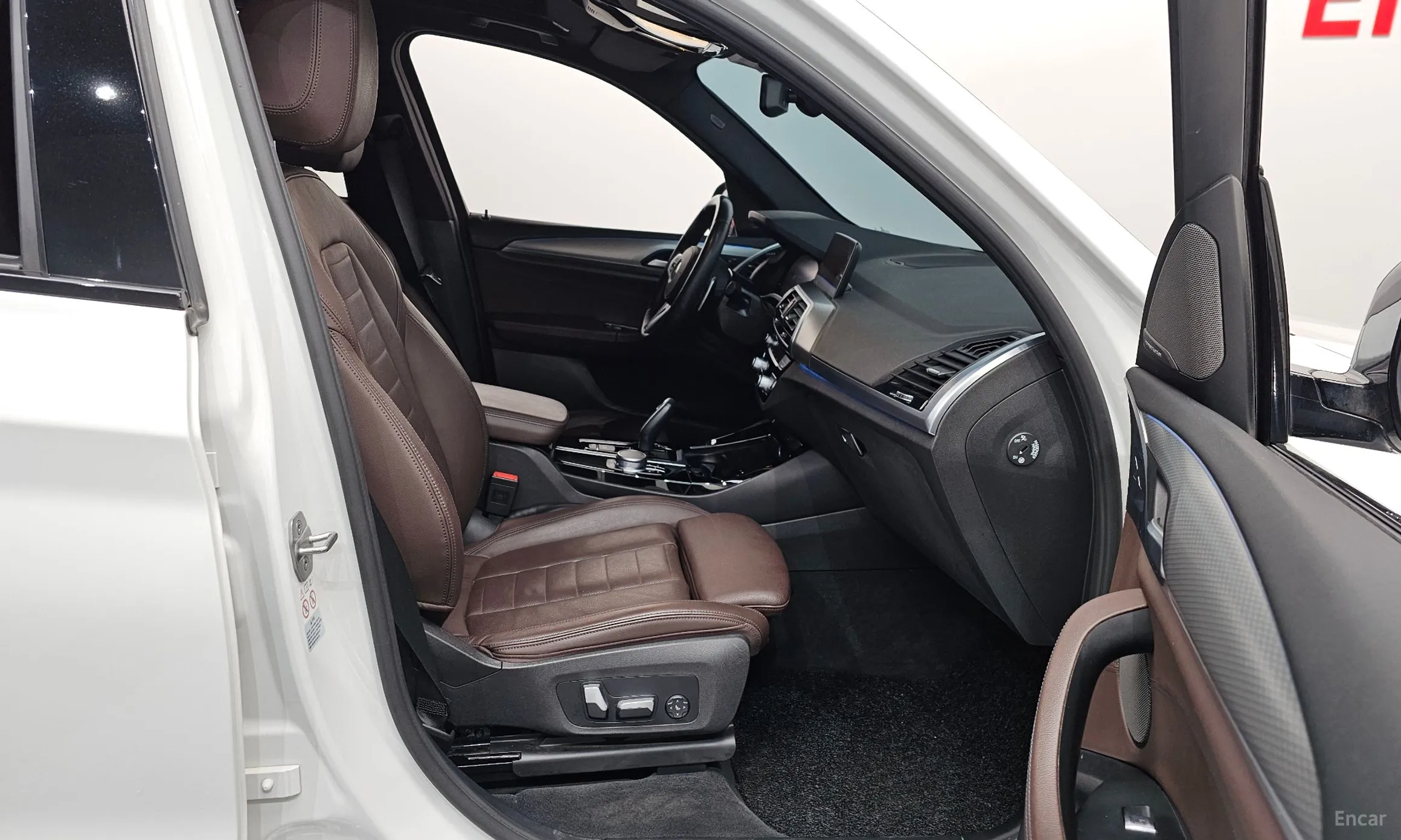 BMW X3 (G01) превью 11