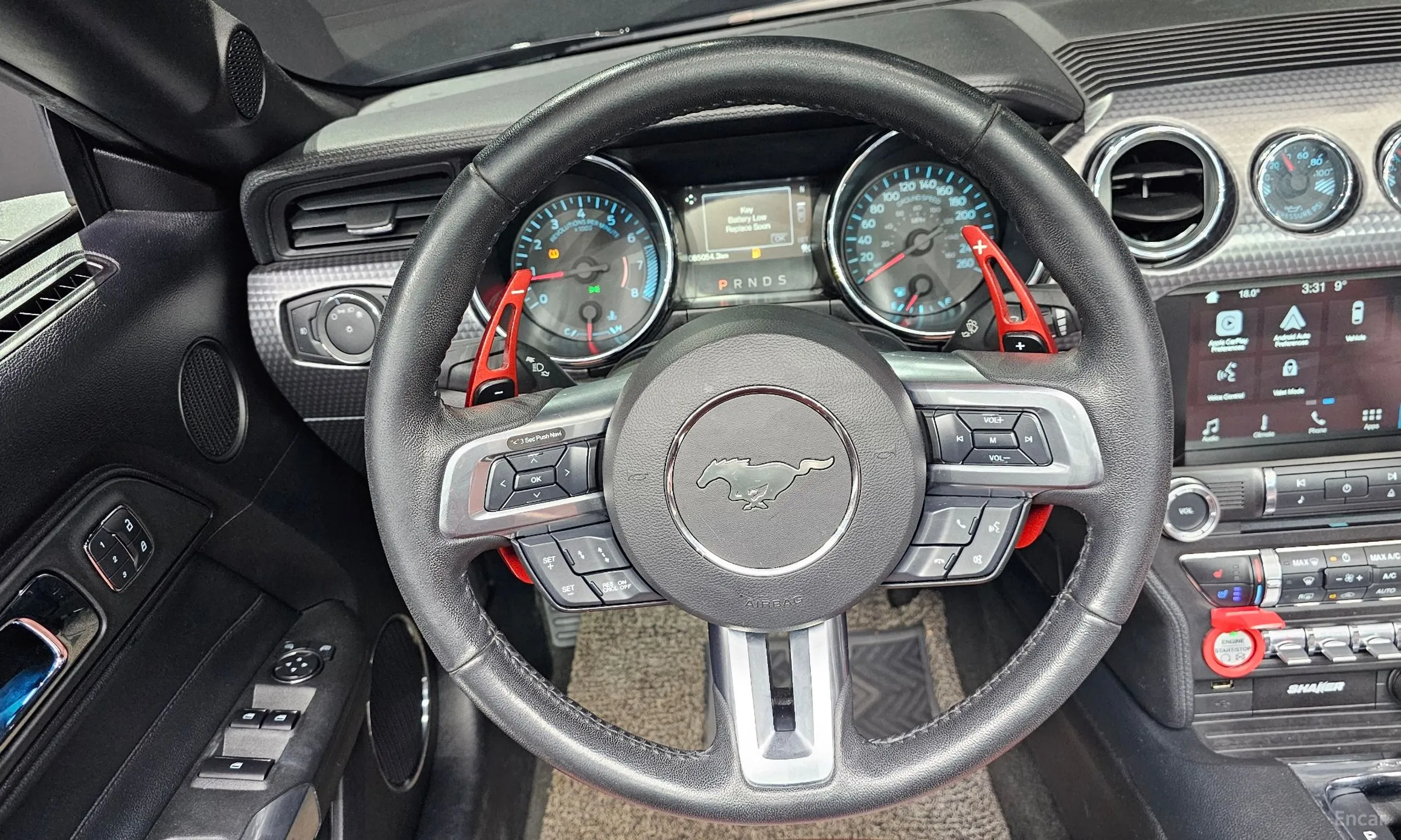Ford Mustang превью 13