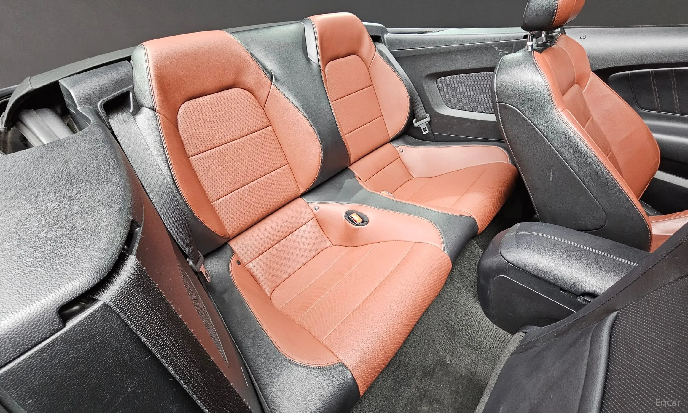 Ford Mustang превью 18
