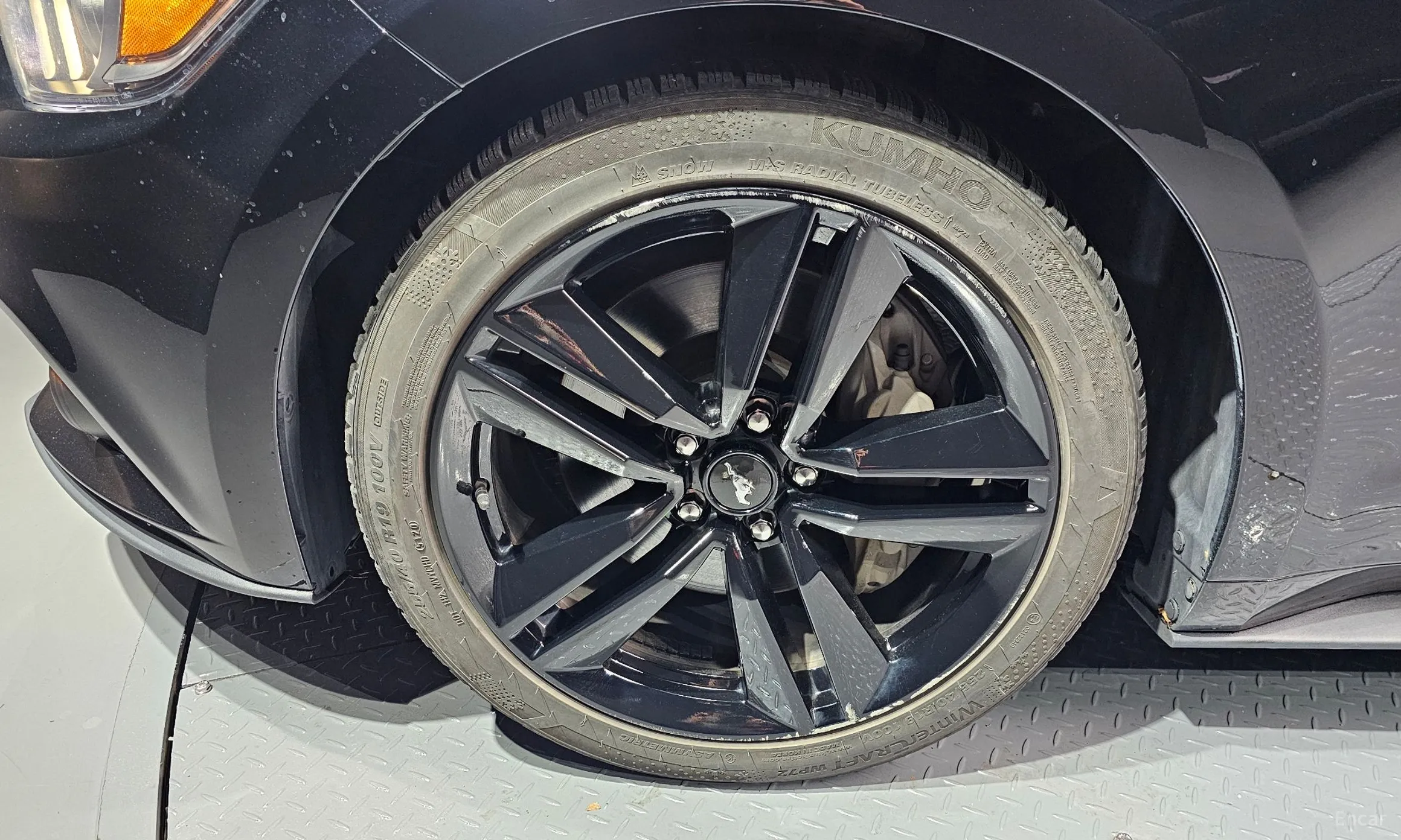 Ford Mustang превью 5