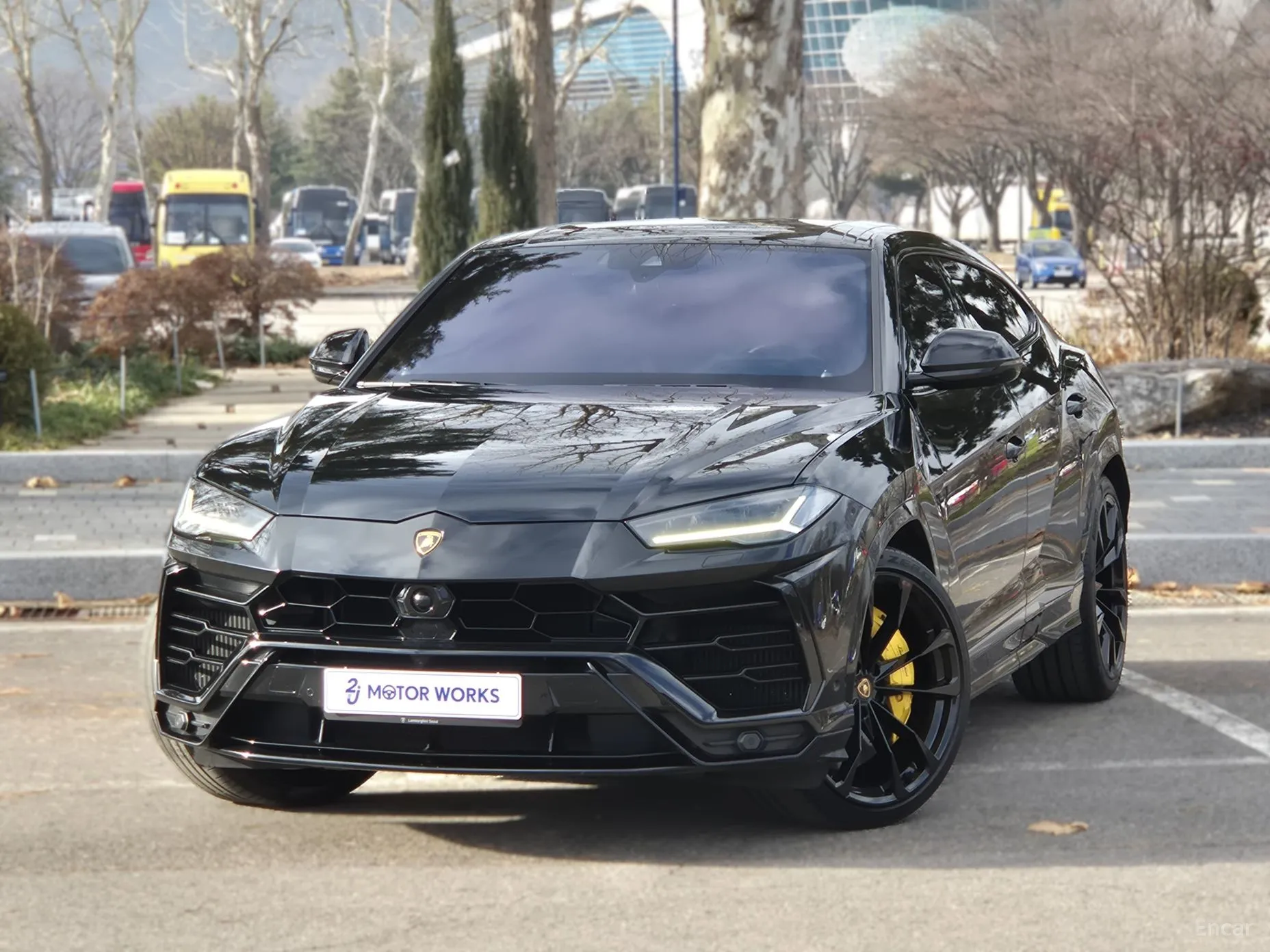 Lamborghini Urus превью 3