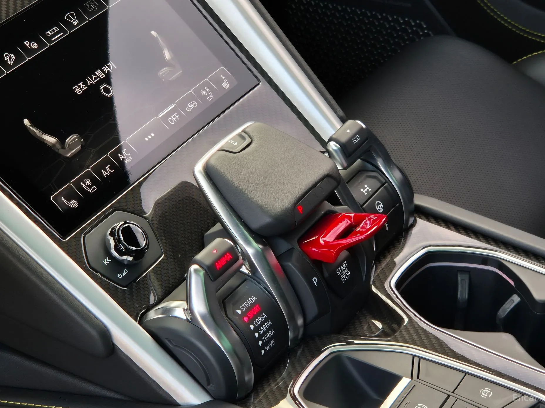 Lamborghini Urus превью 9