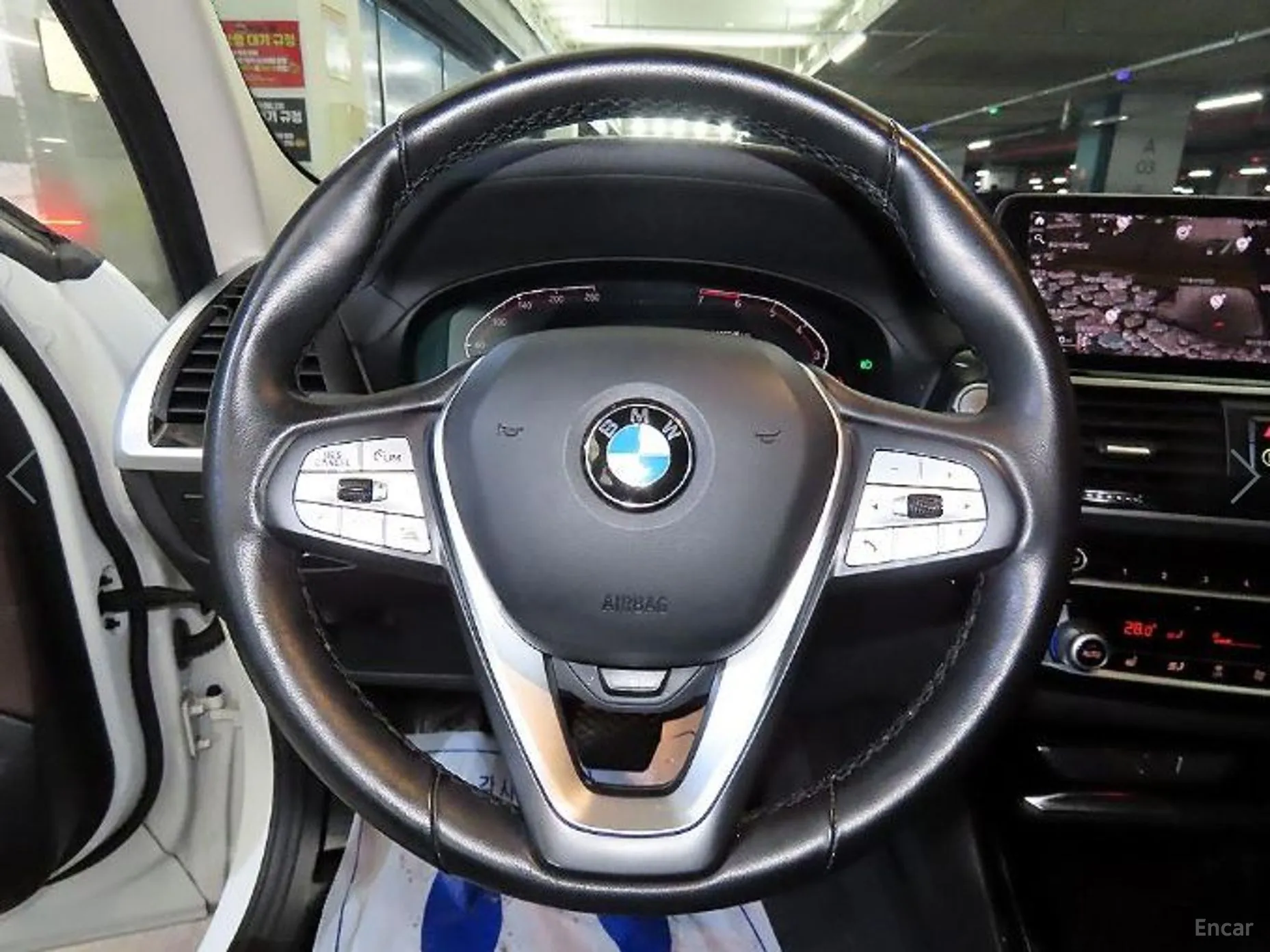 BMW X3 (G01) превью 8