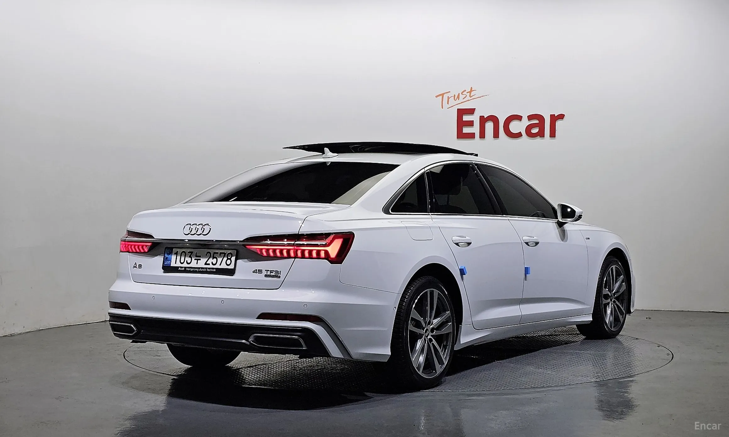 Audi A6 (C8) превью 2