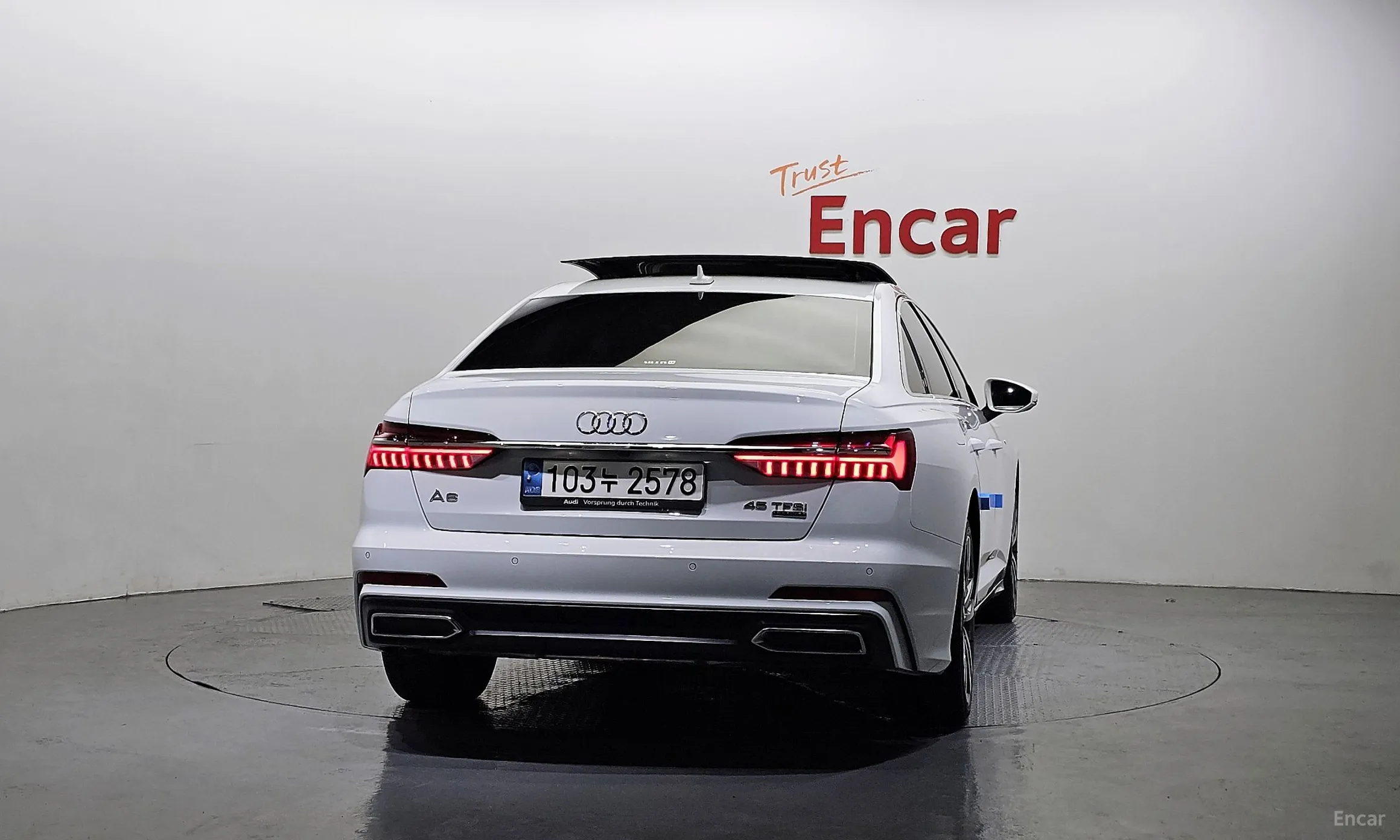 Audi A6 (C8) превью 4