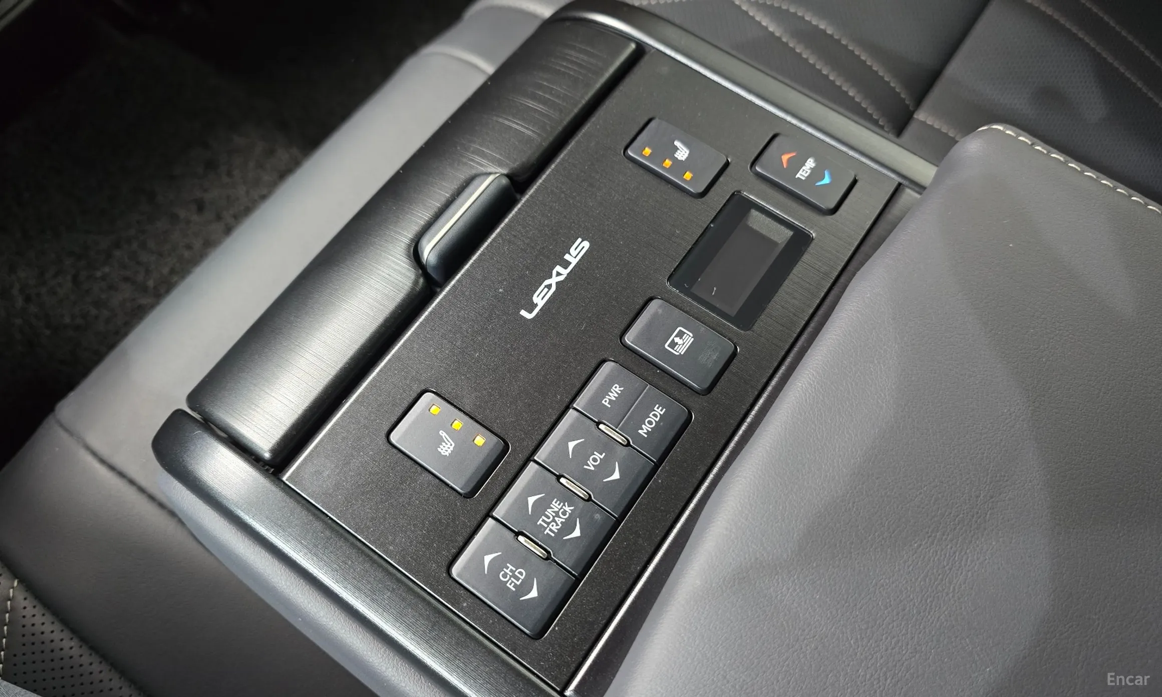 Lexus ES300h 7th Generation превью 17