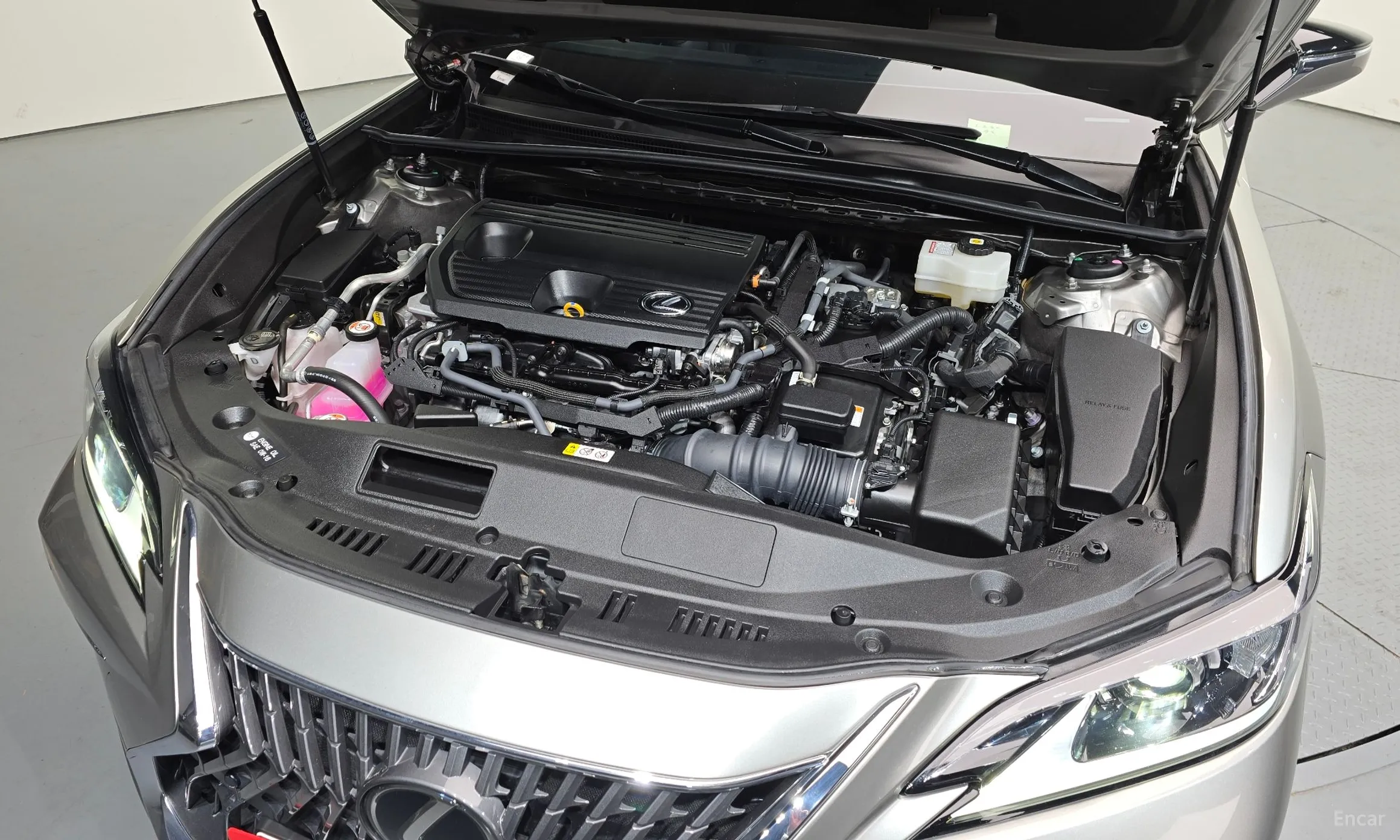 Lexus ES300h 7th Generation превью 6
