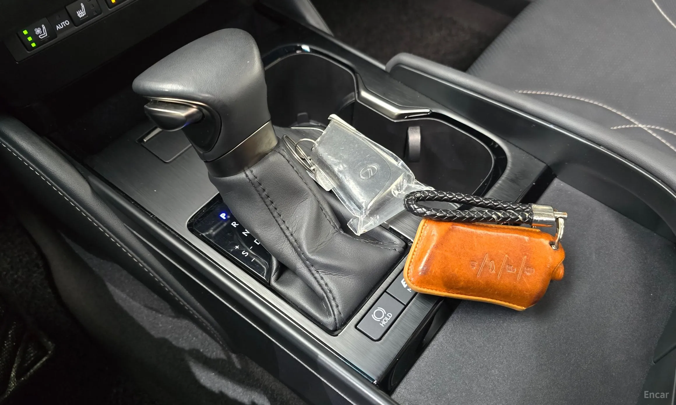 Lexus ES300h 7th Generation превью 9
