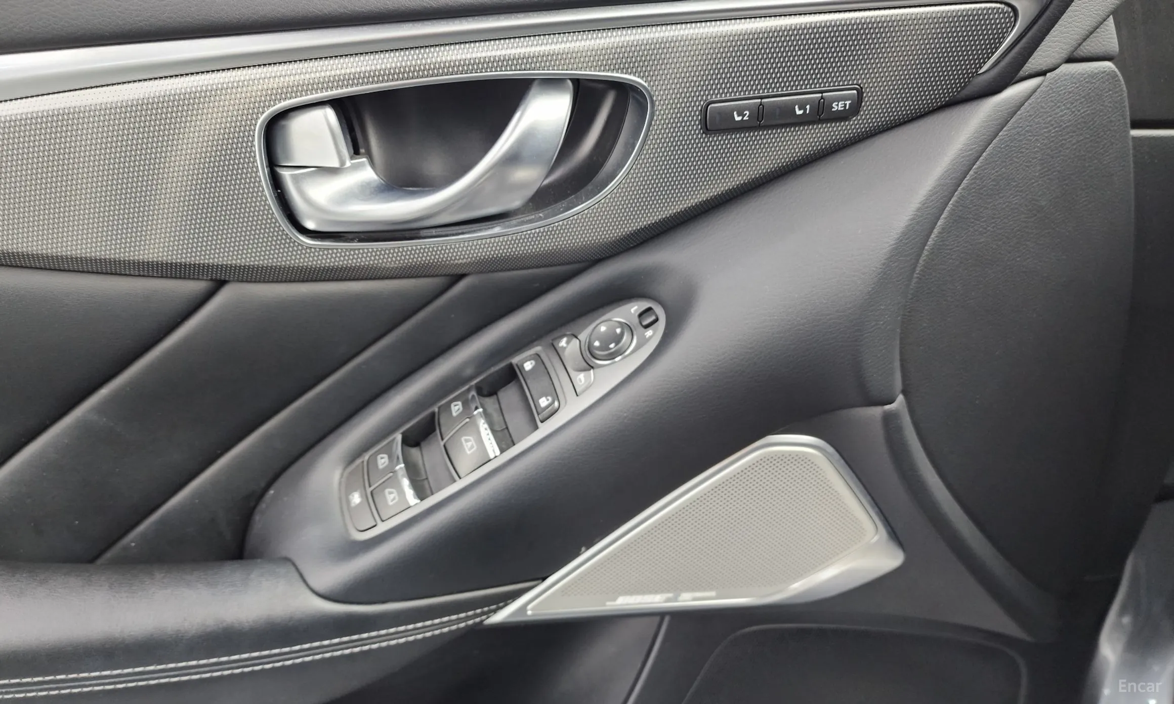 Infiniti Q50 превью 17