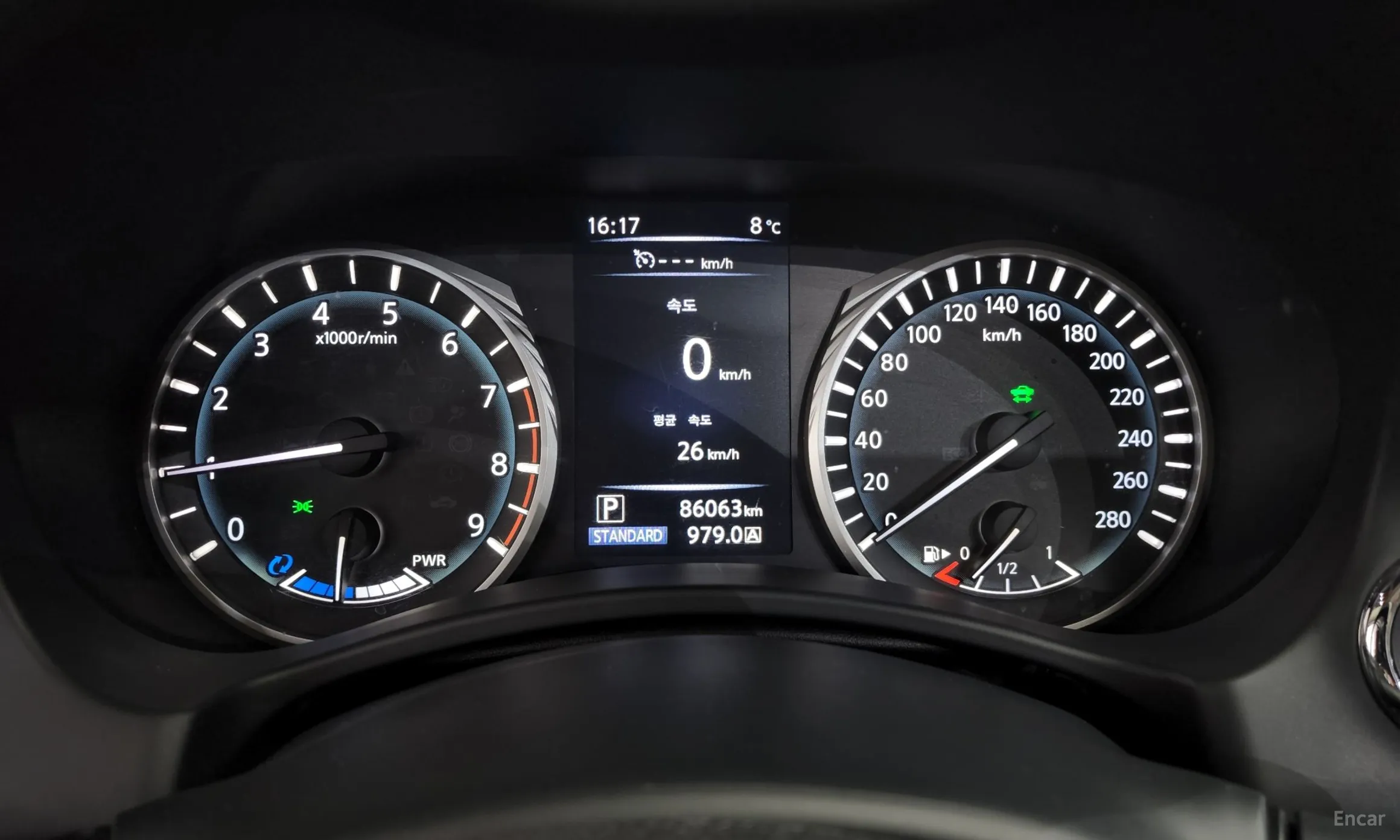 Infiniti Q50 превью 8