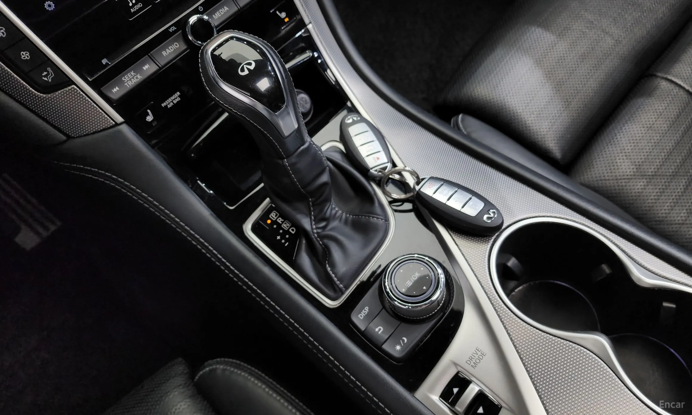 Infiniti Q50 превью 9
