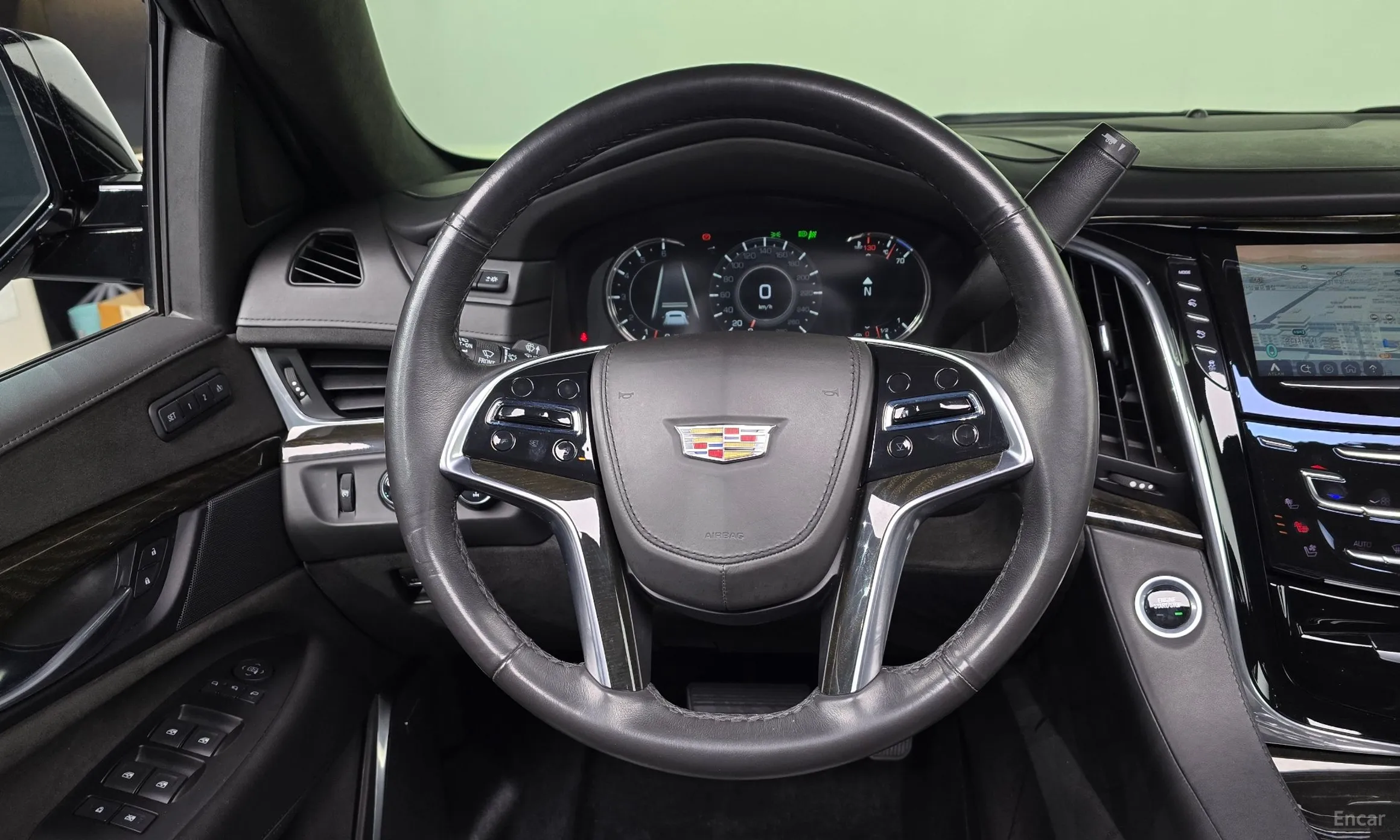 Cadillac Escalade превью 13