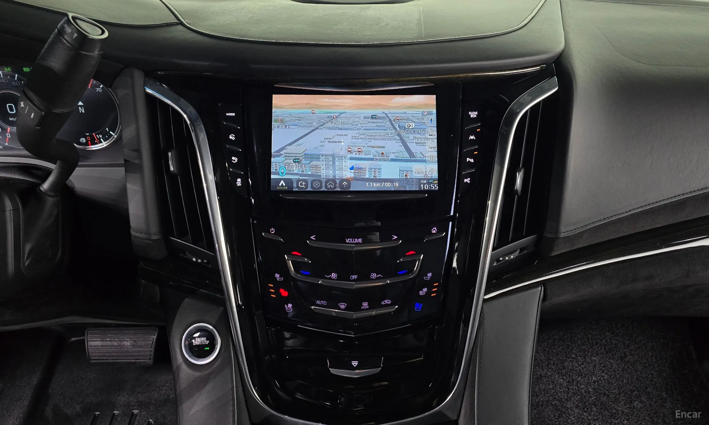 Cadillac Escalade превью 15