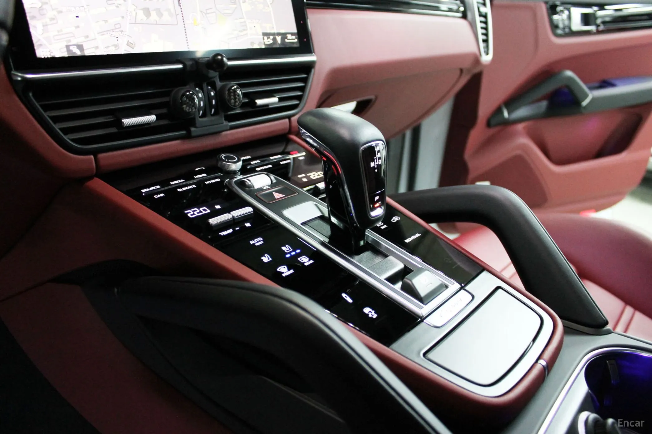 Porsche Cayenne (PO536) превью 15