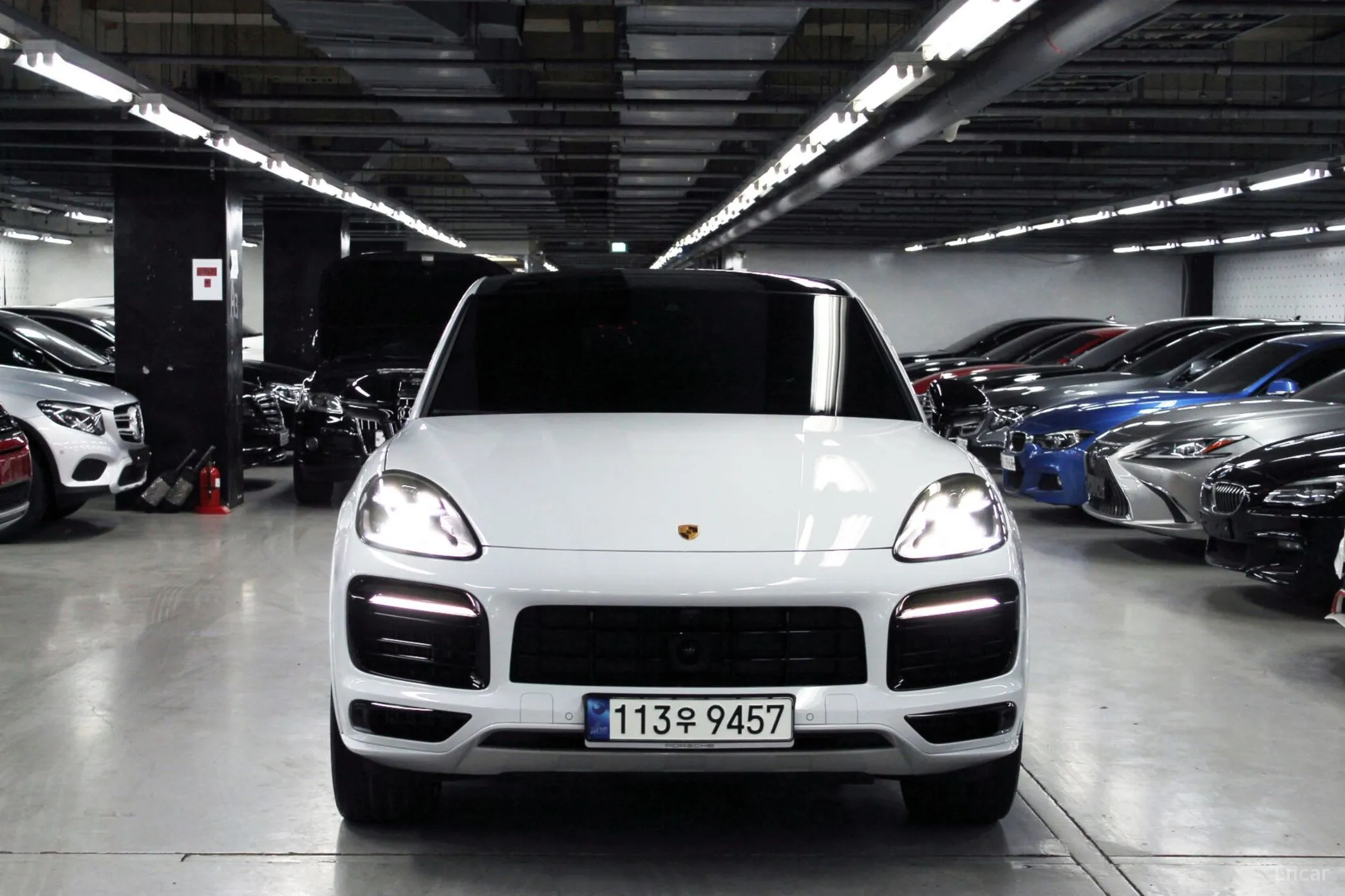Porsche Cayenne (PO536) превью 2