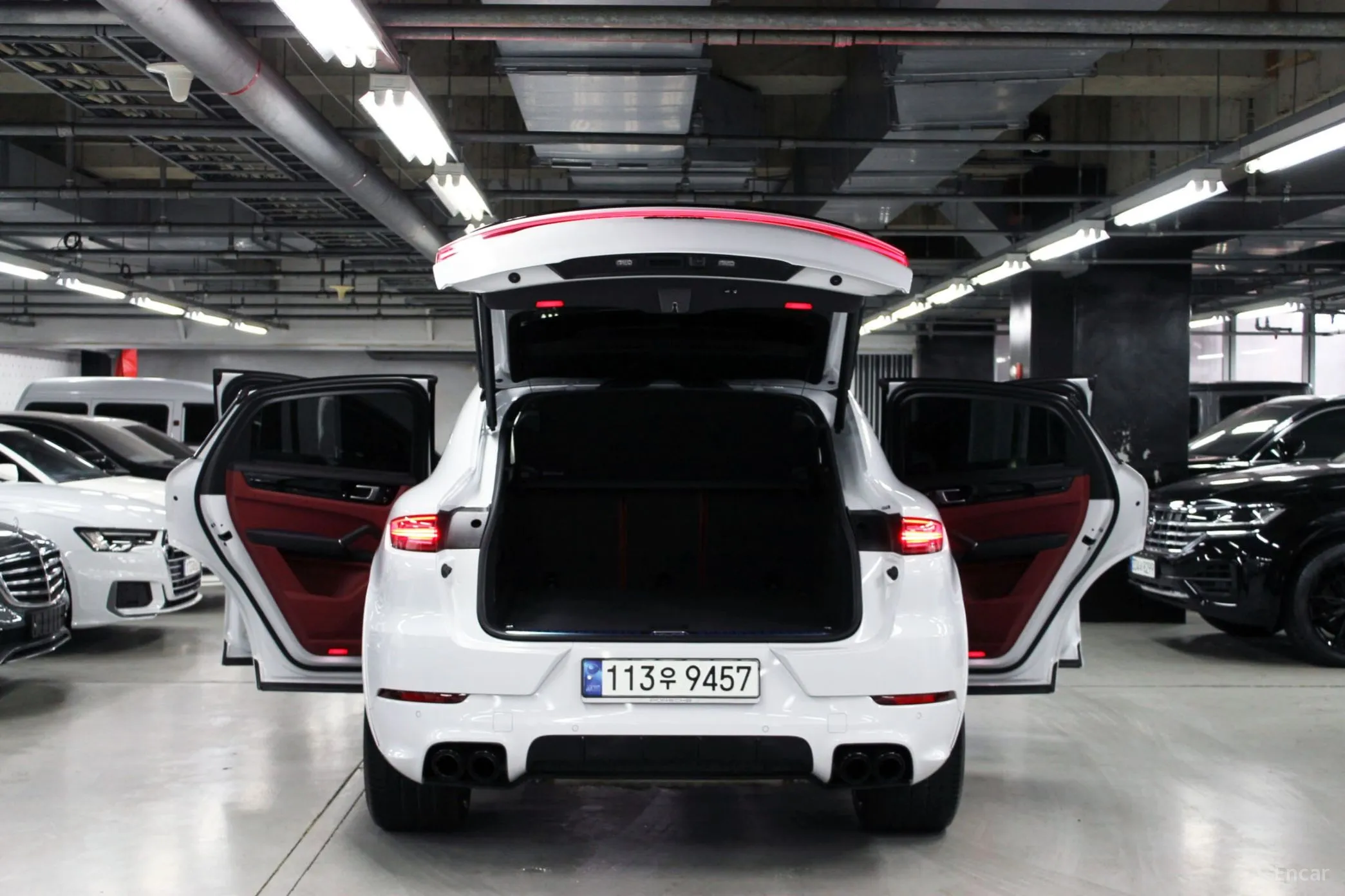 Porsche Cayenne (PO536) превью 19