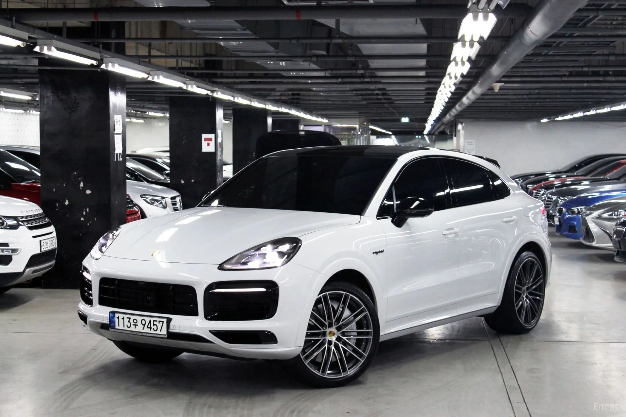Porsche Cayenne (PO536) превью 3