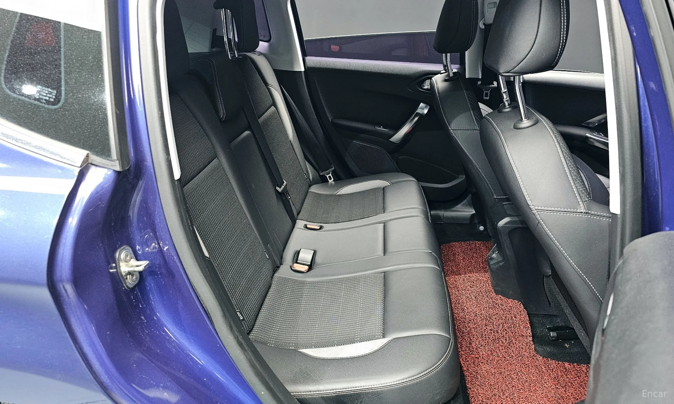 Peugeot 2008. превью 12