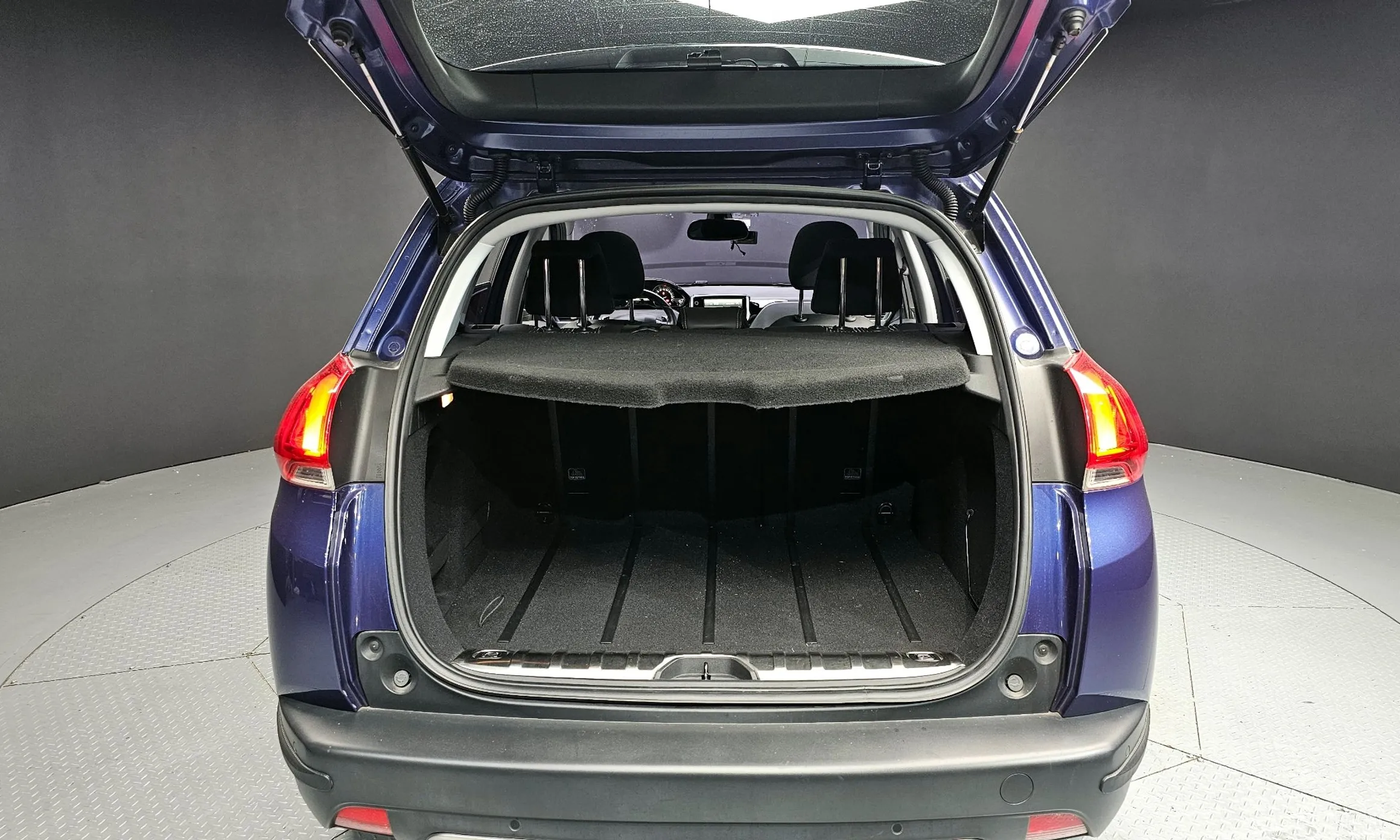 Peugeot 2008. превью 20