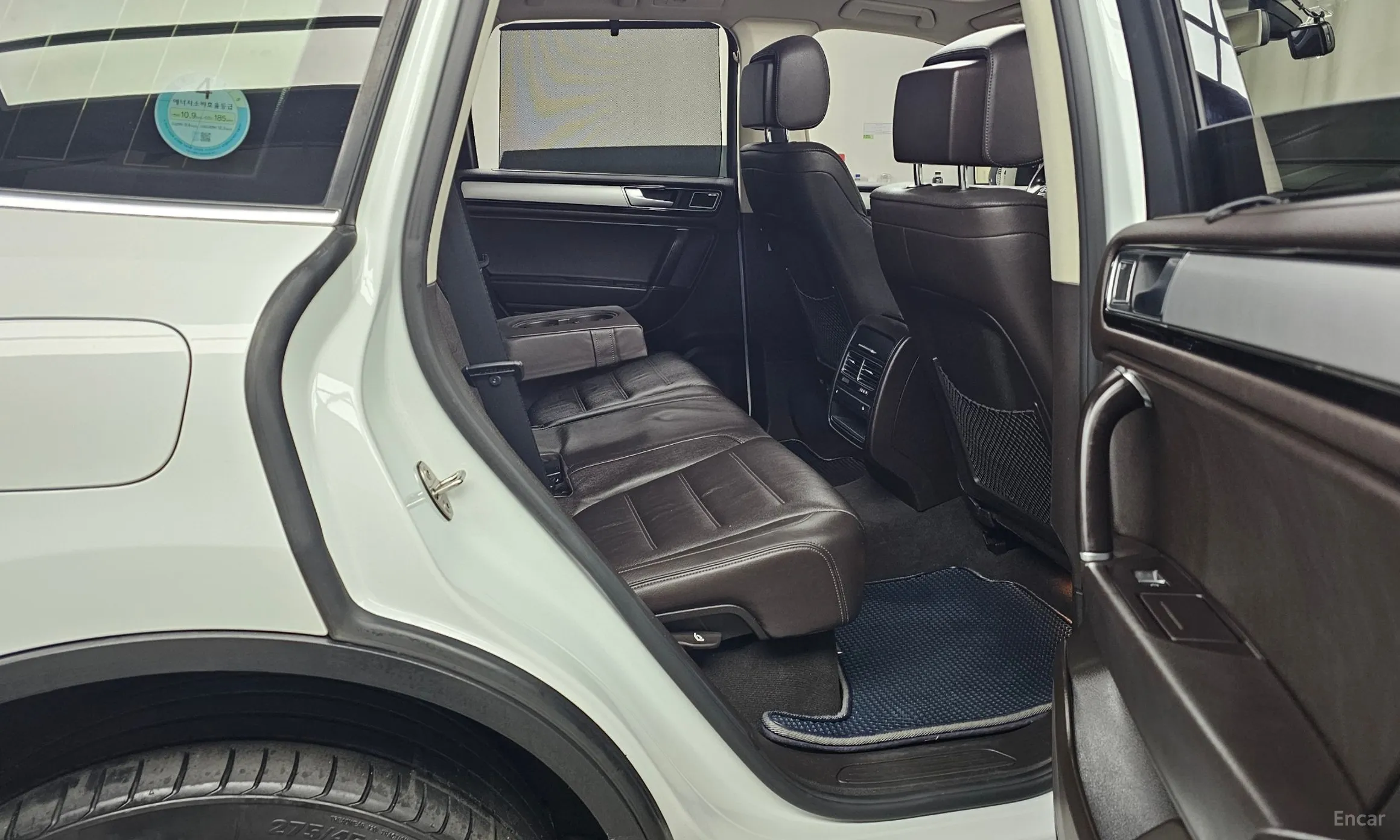 Volkswagen New Touareg превью 12