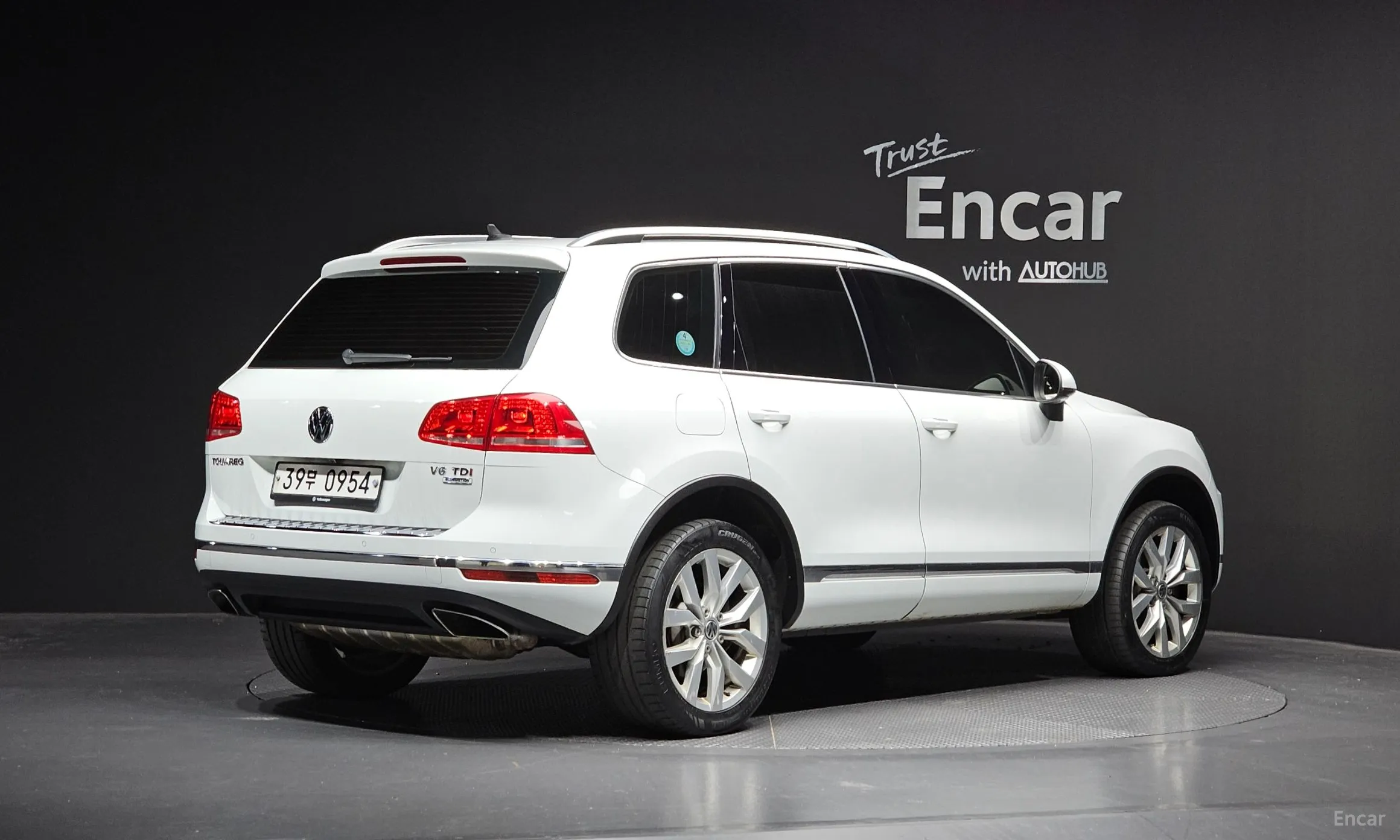 Volkswagen New Touareg превью 2