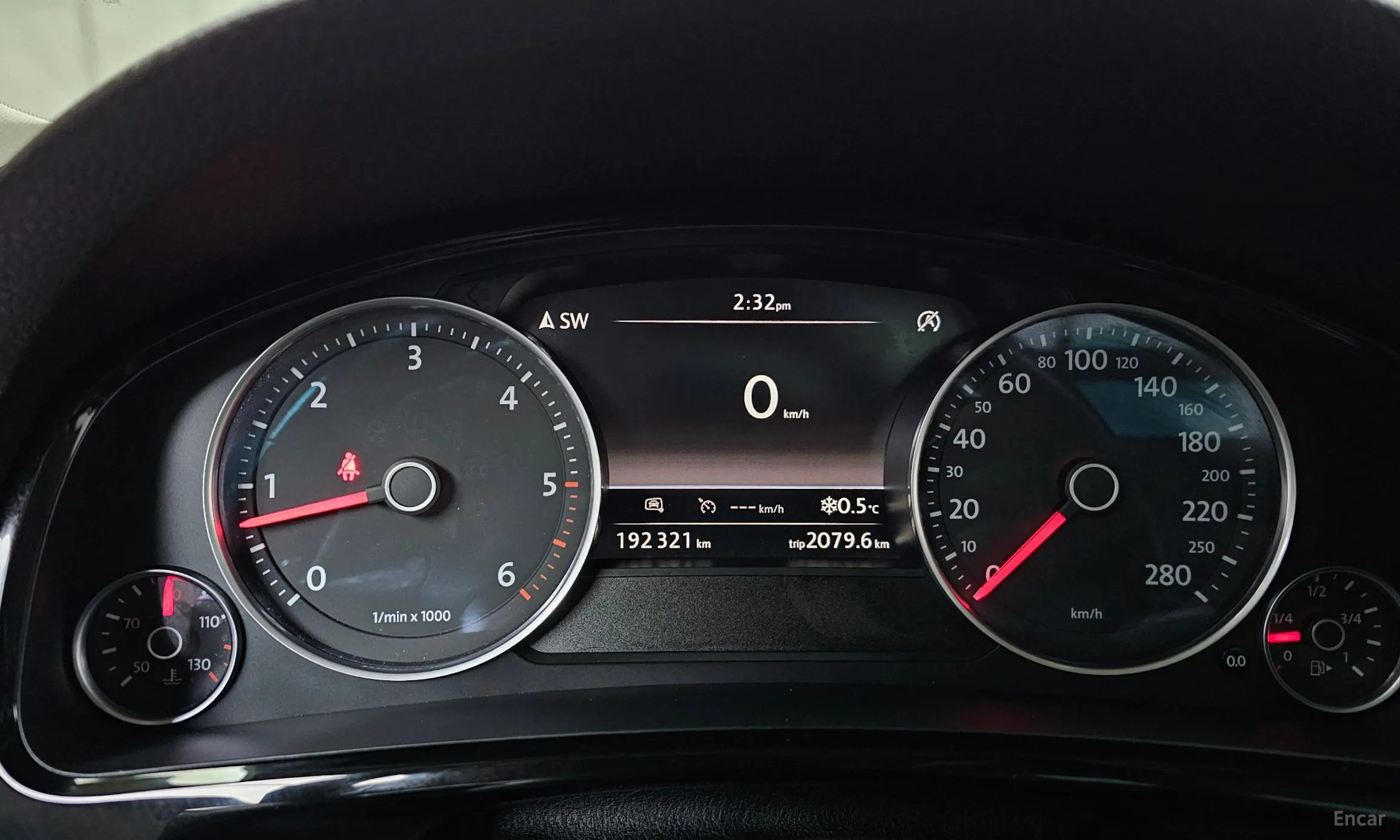 Volkswagen New Touareg превью 8