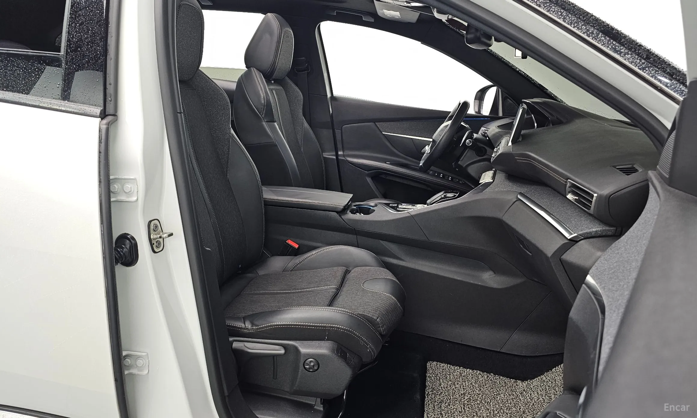 Peugeot 3008 2nd generation превью 10