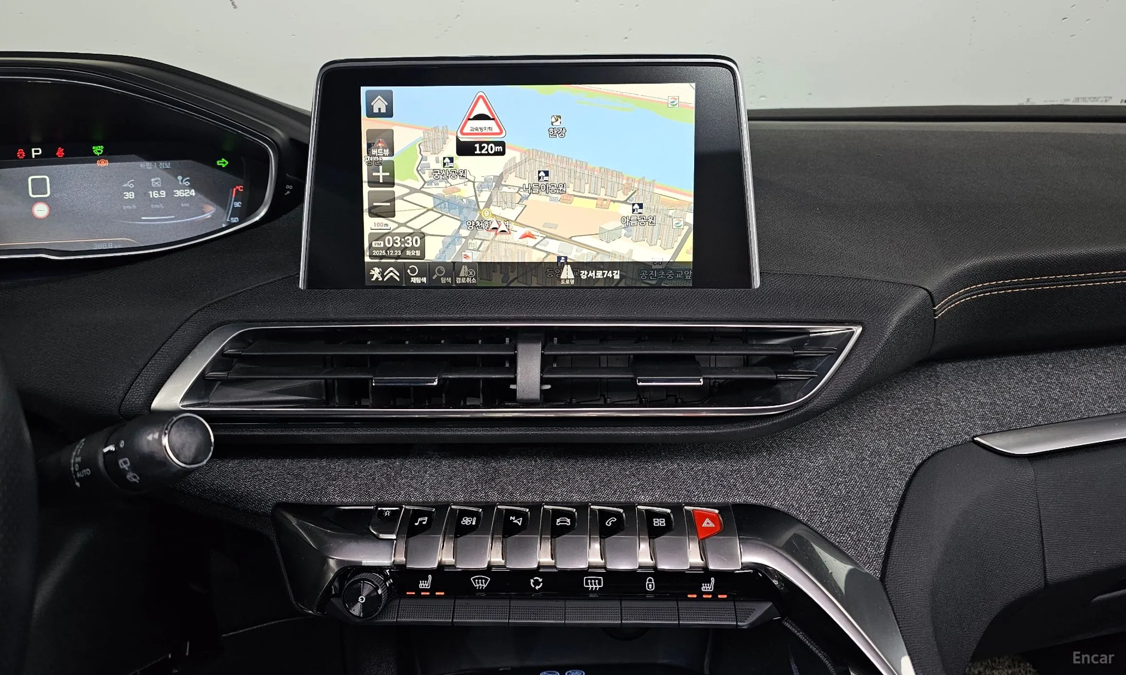 Peugeot 3008 2nd generation превью 14