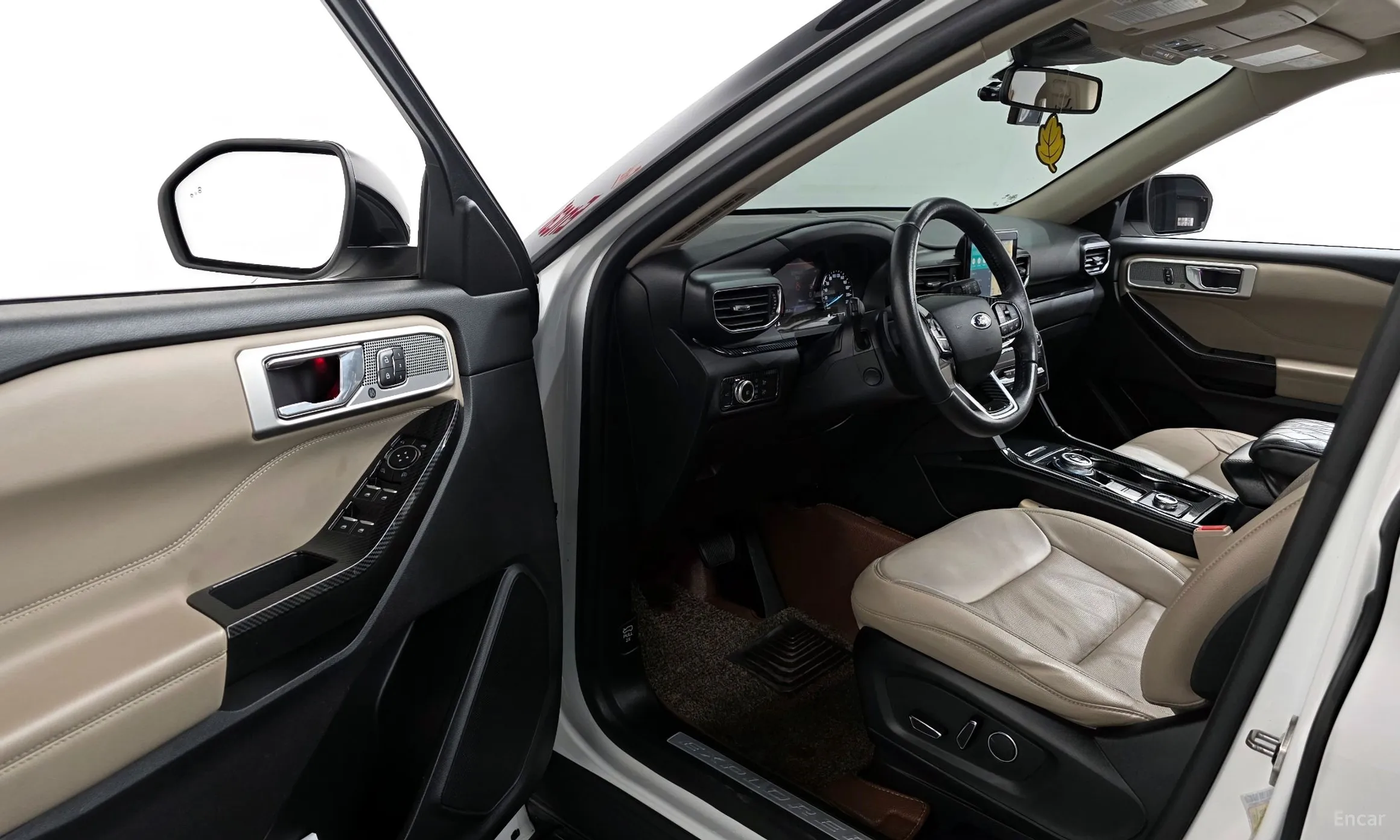 Ford Explorer 6th Generation превью 10