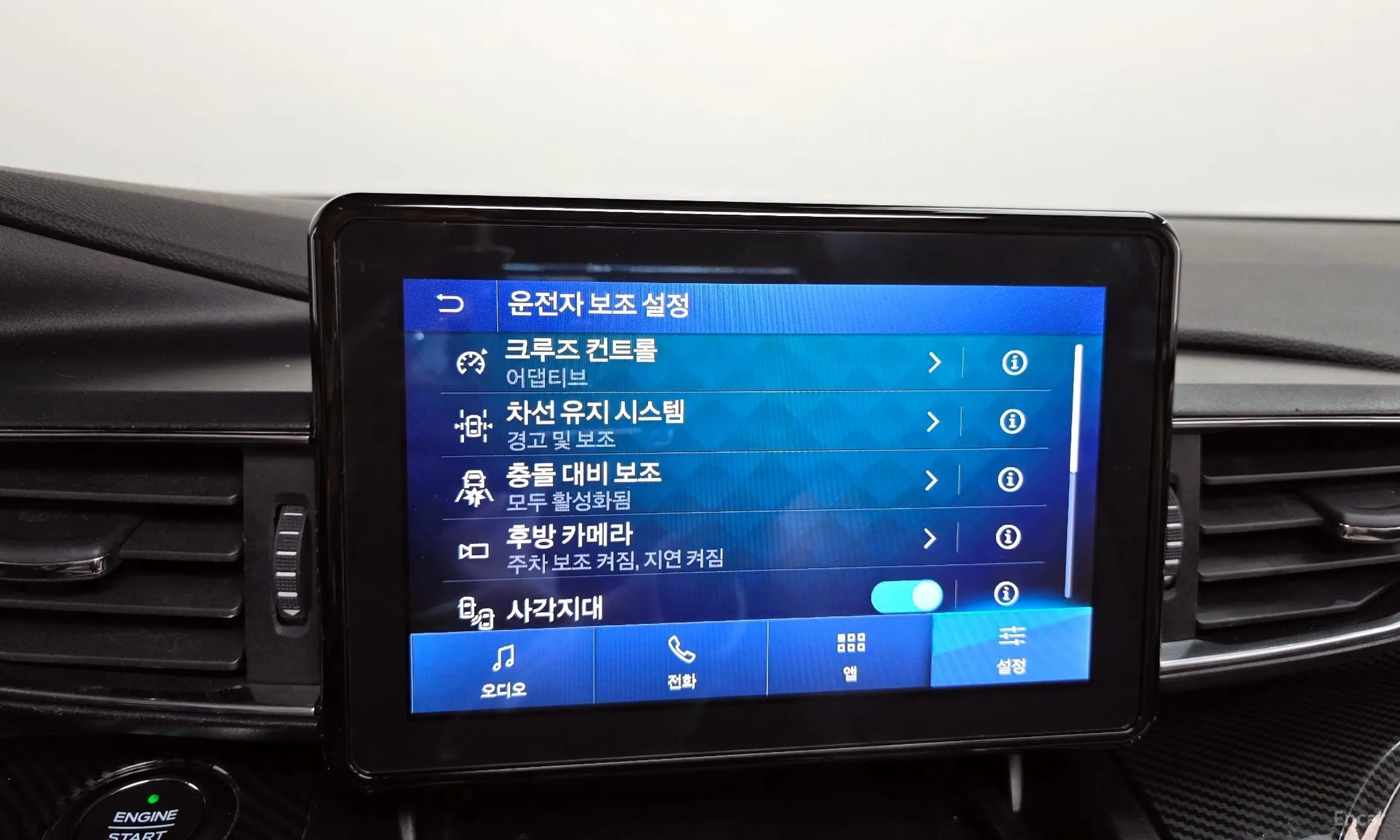 Ford Explorer 6th Generation превью 16