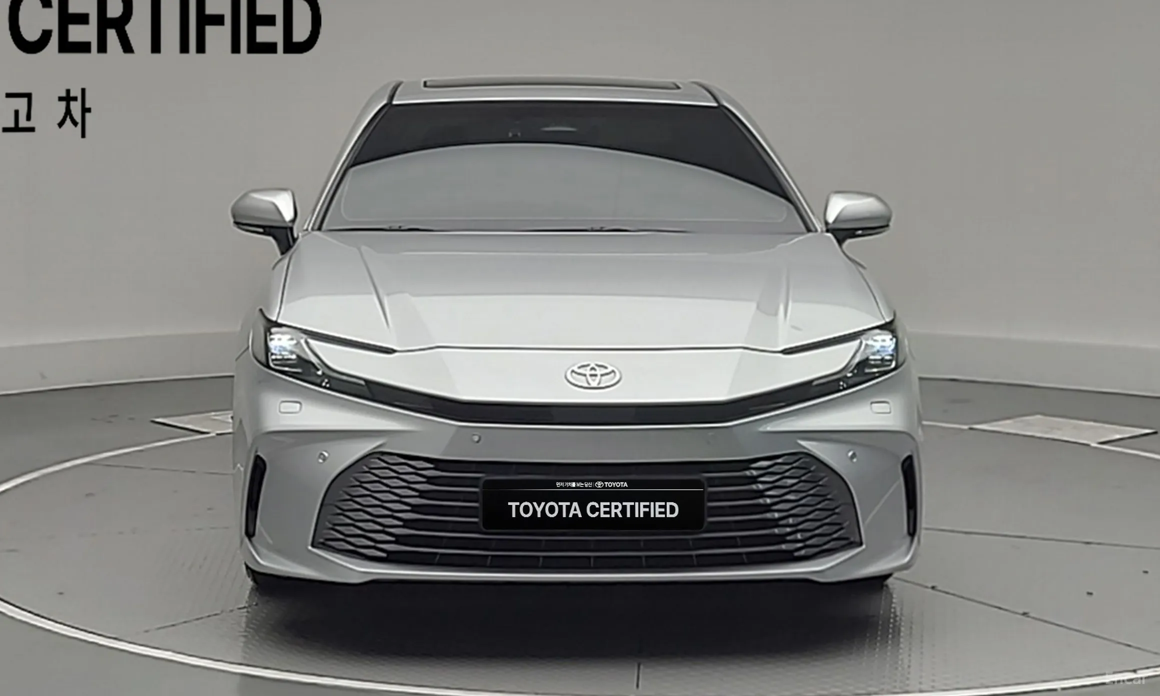 Toyota Camry (XV80) превью 3