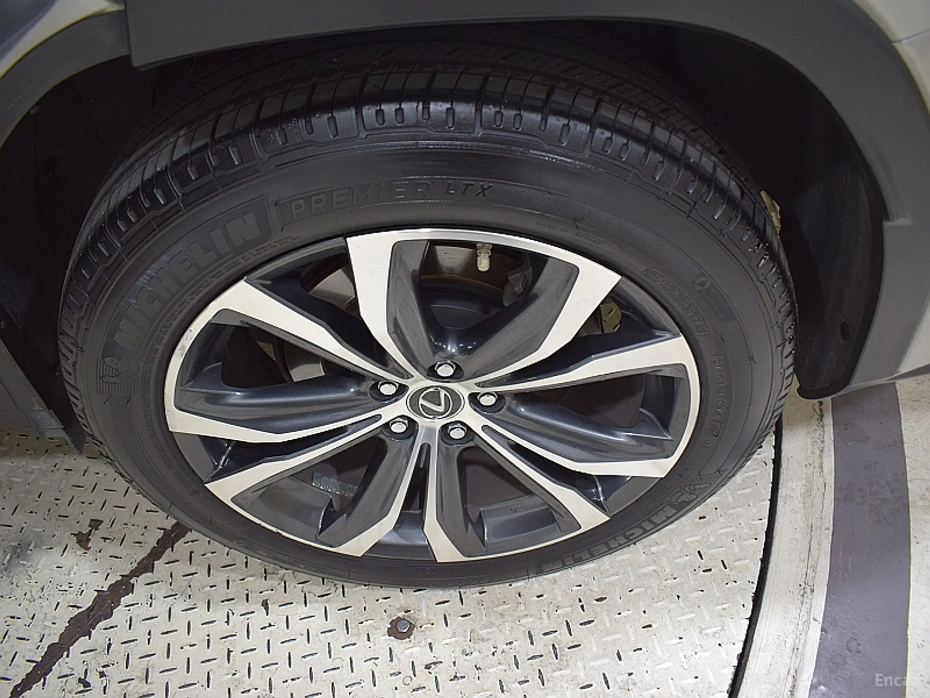 Lexus RX450h Gen 4 превью 19
