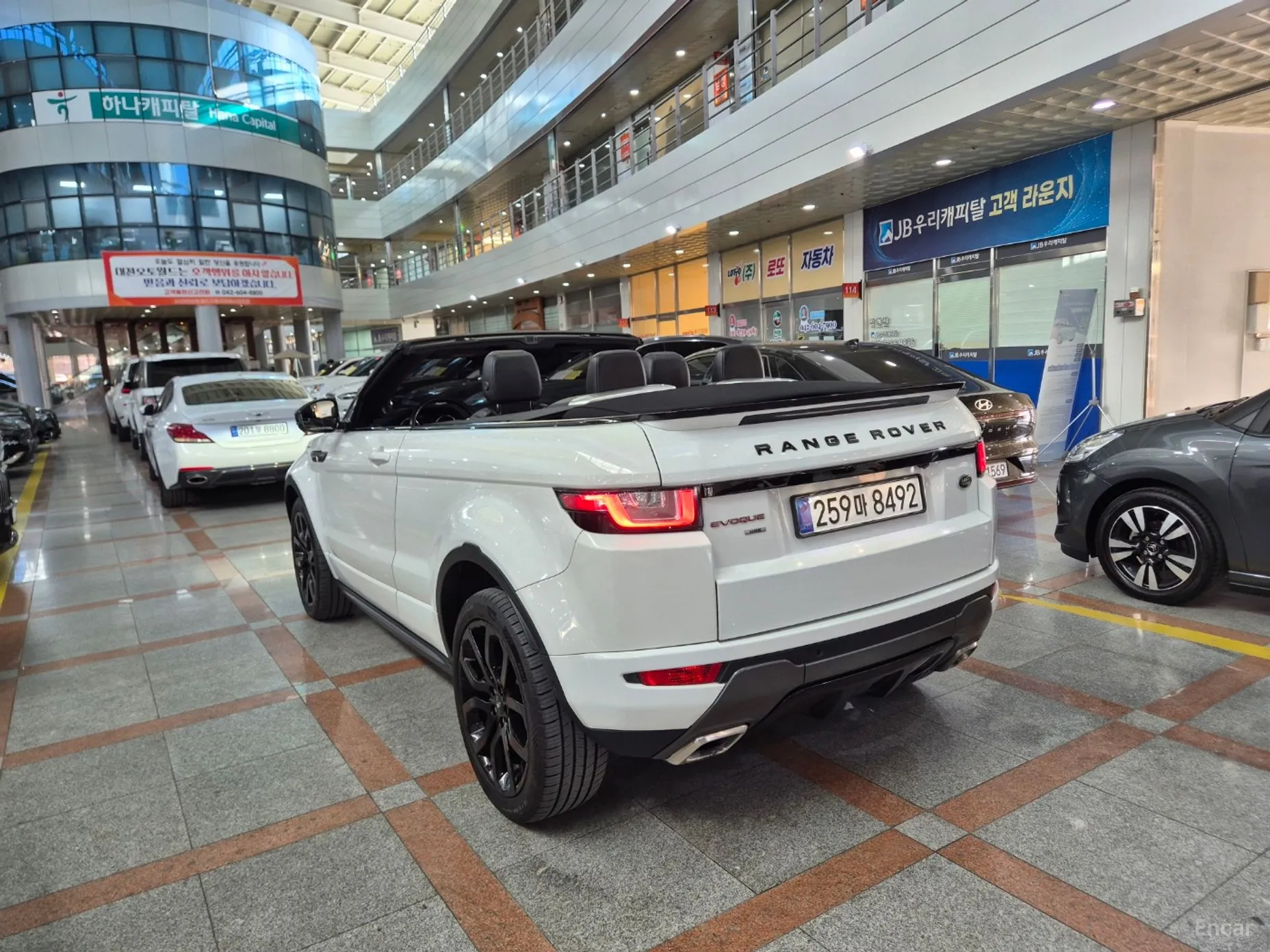 Land Rover Range Rover Evoque превью 11