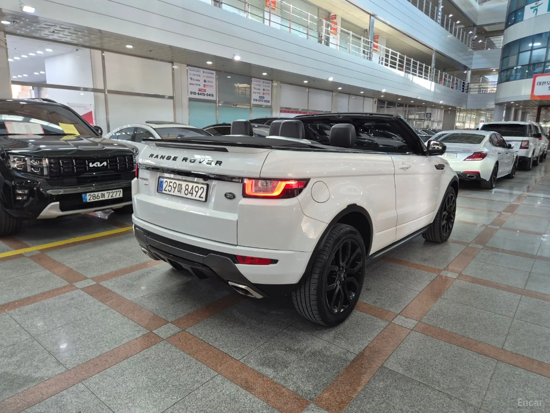 Land Rover Range Rover Evoque превью 12