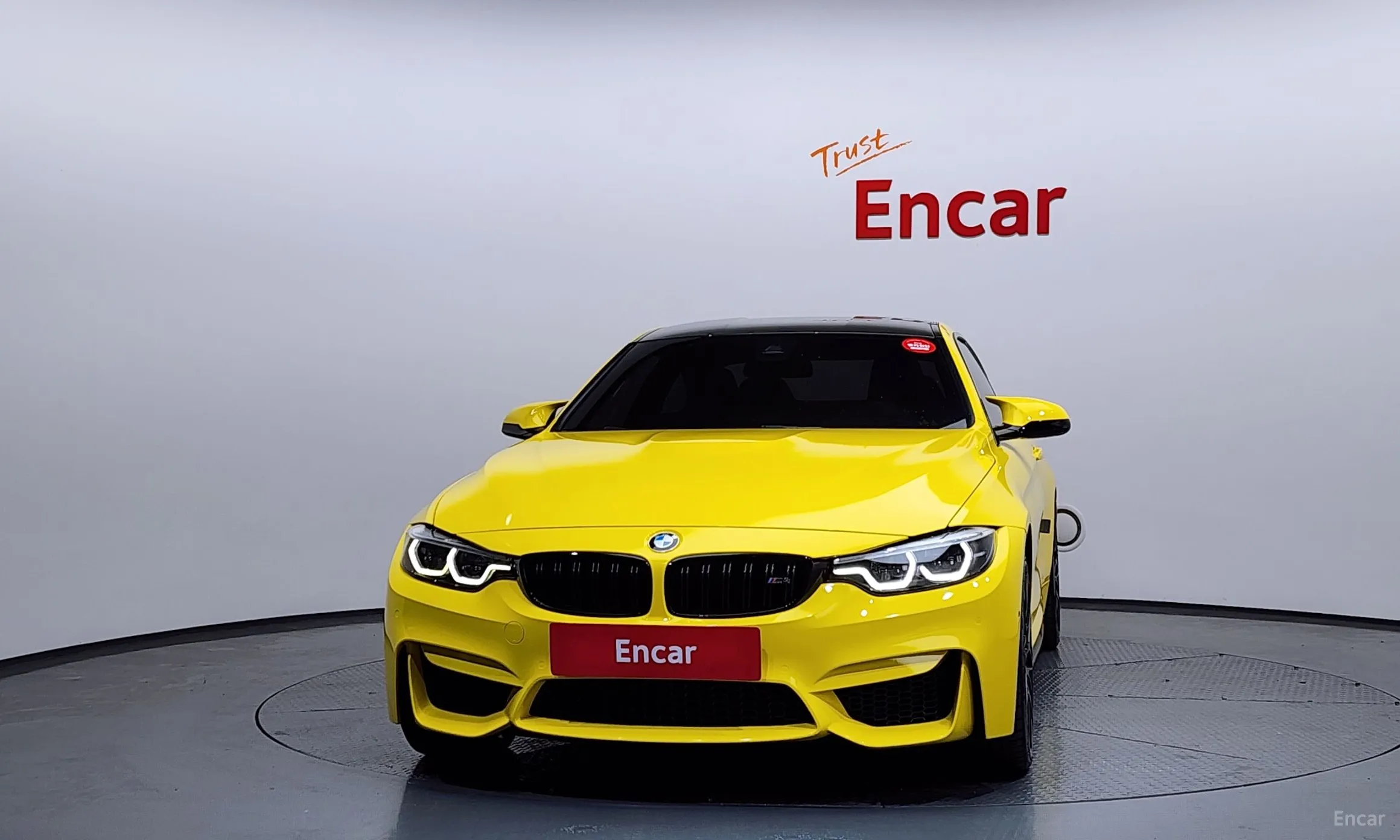 BMW M4 (F82) превью 3