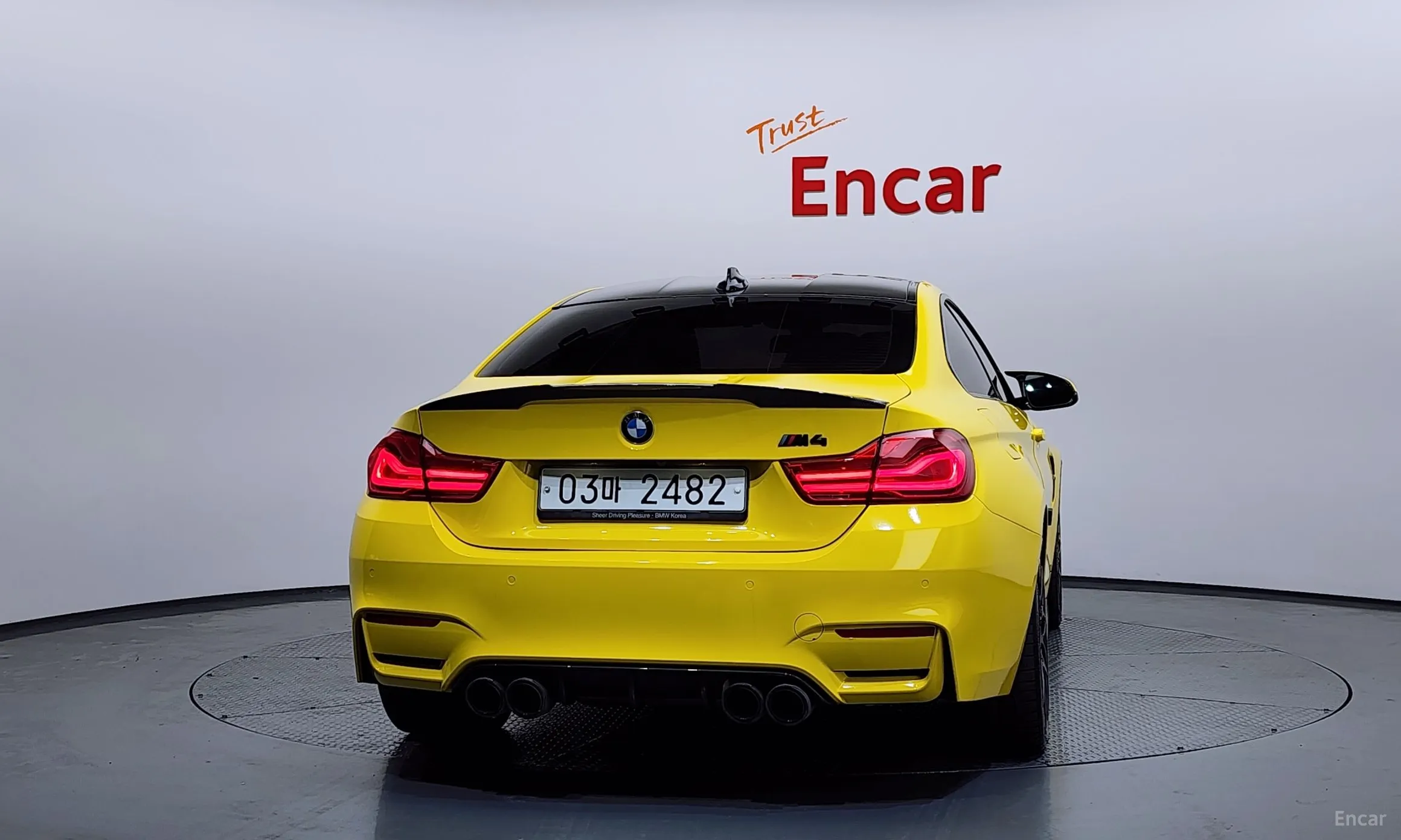 BMW M4 (F82) превью 4