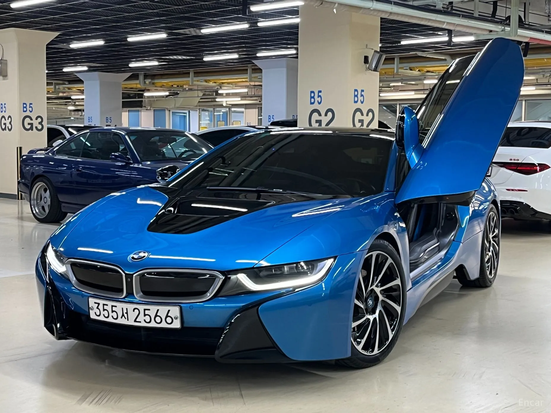 BMW i8